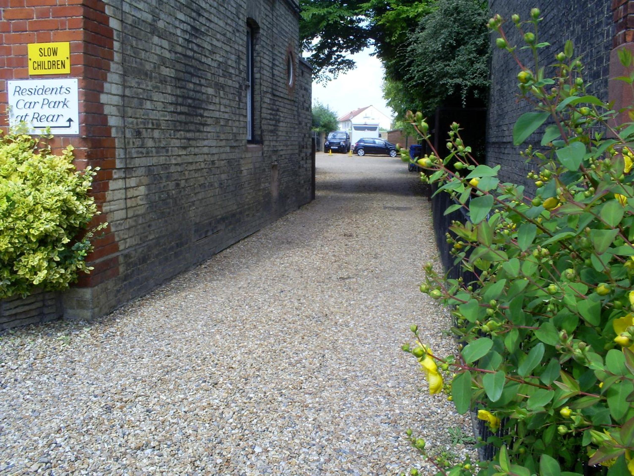 Photo 7