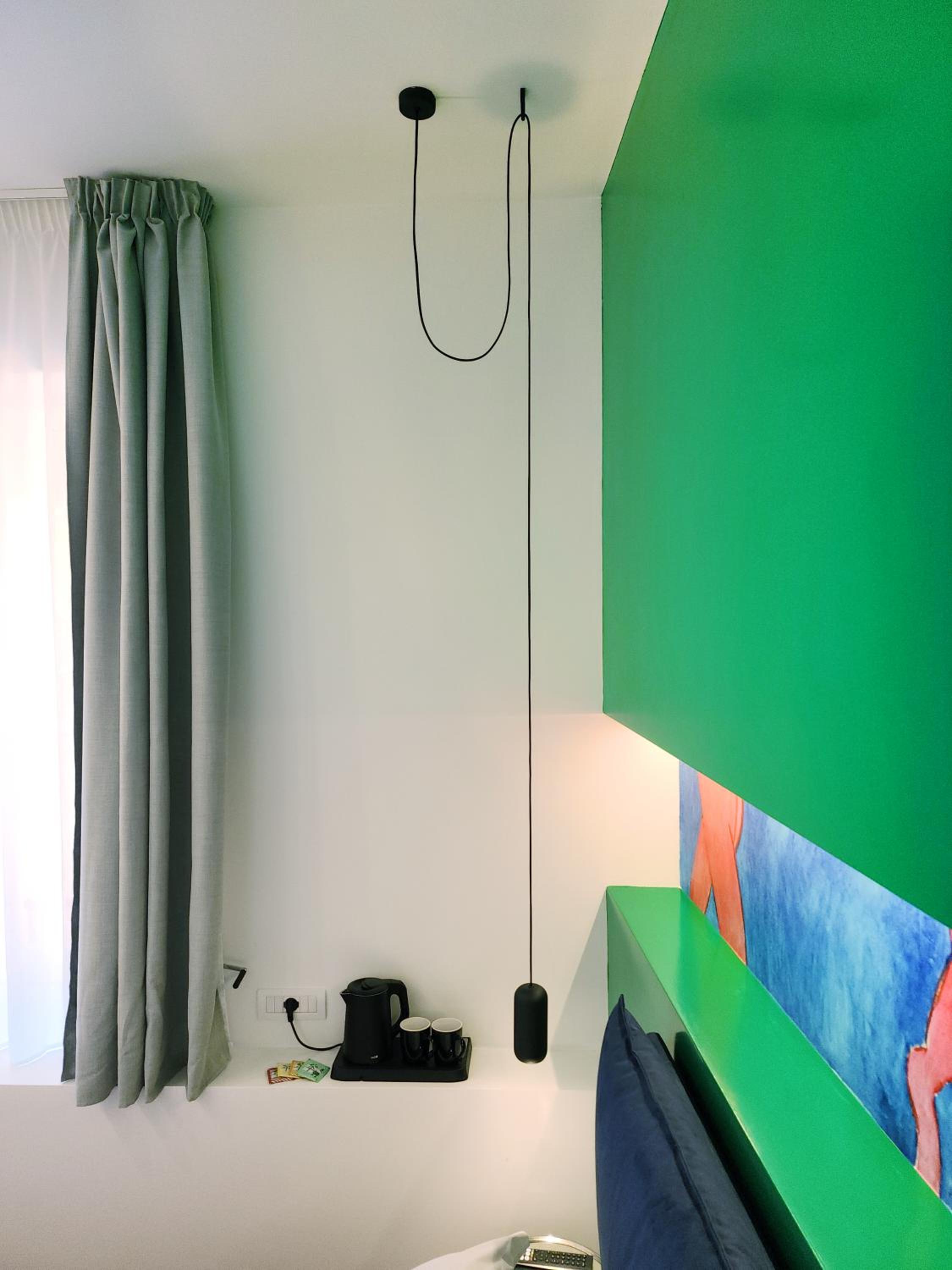 Prisma Rooms