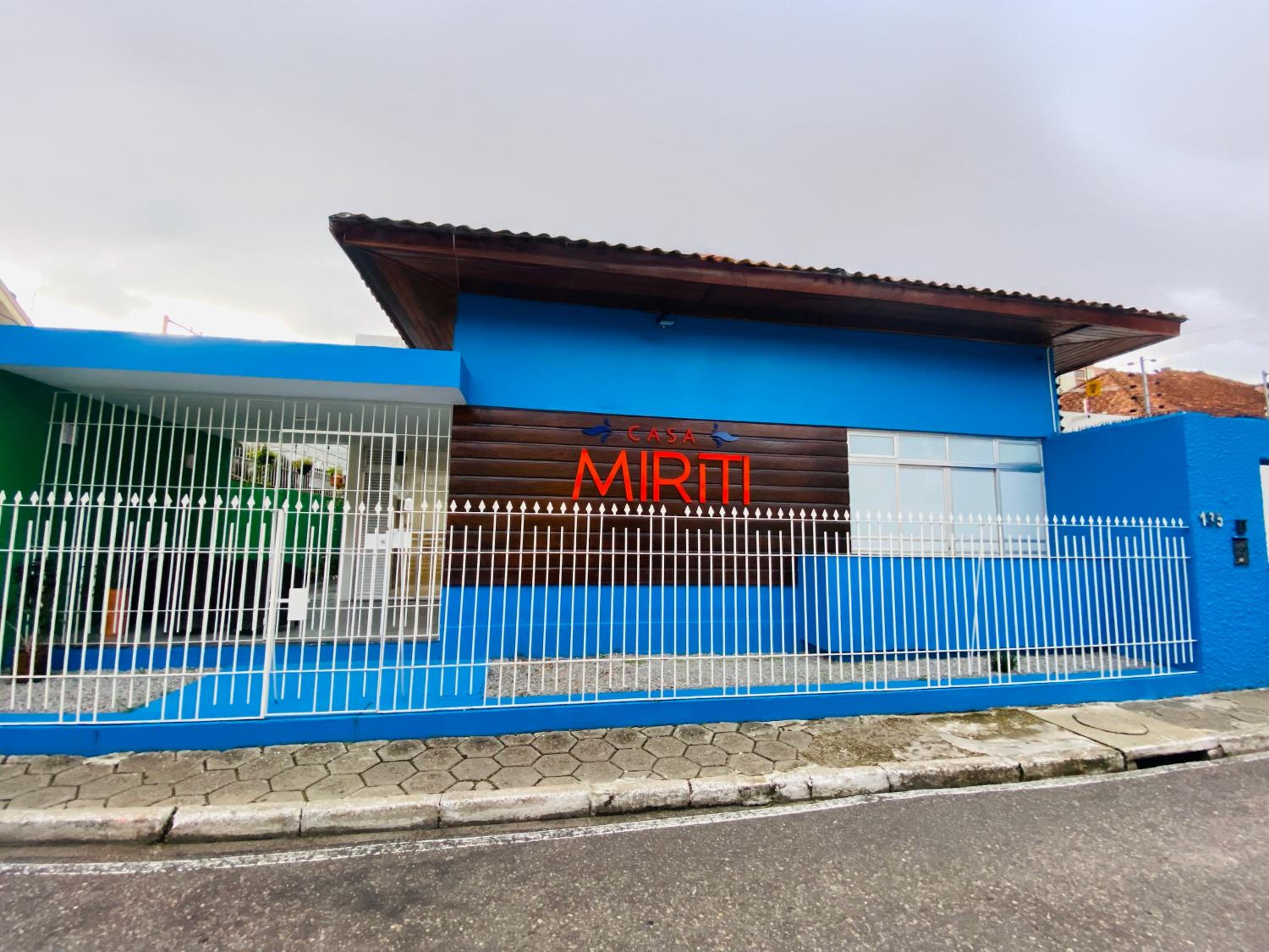 Casa Miriti Hostel - a 200m da Basílica de Nazaré