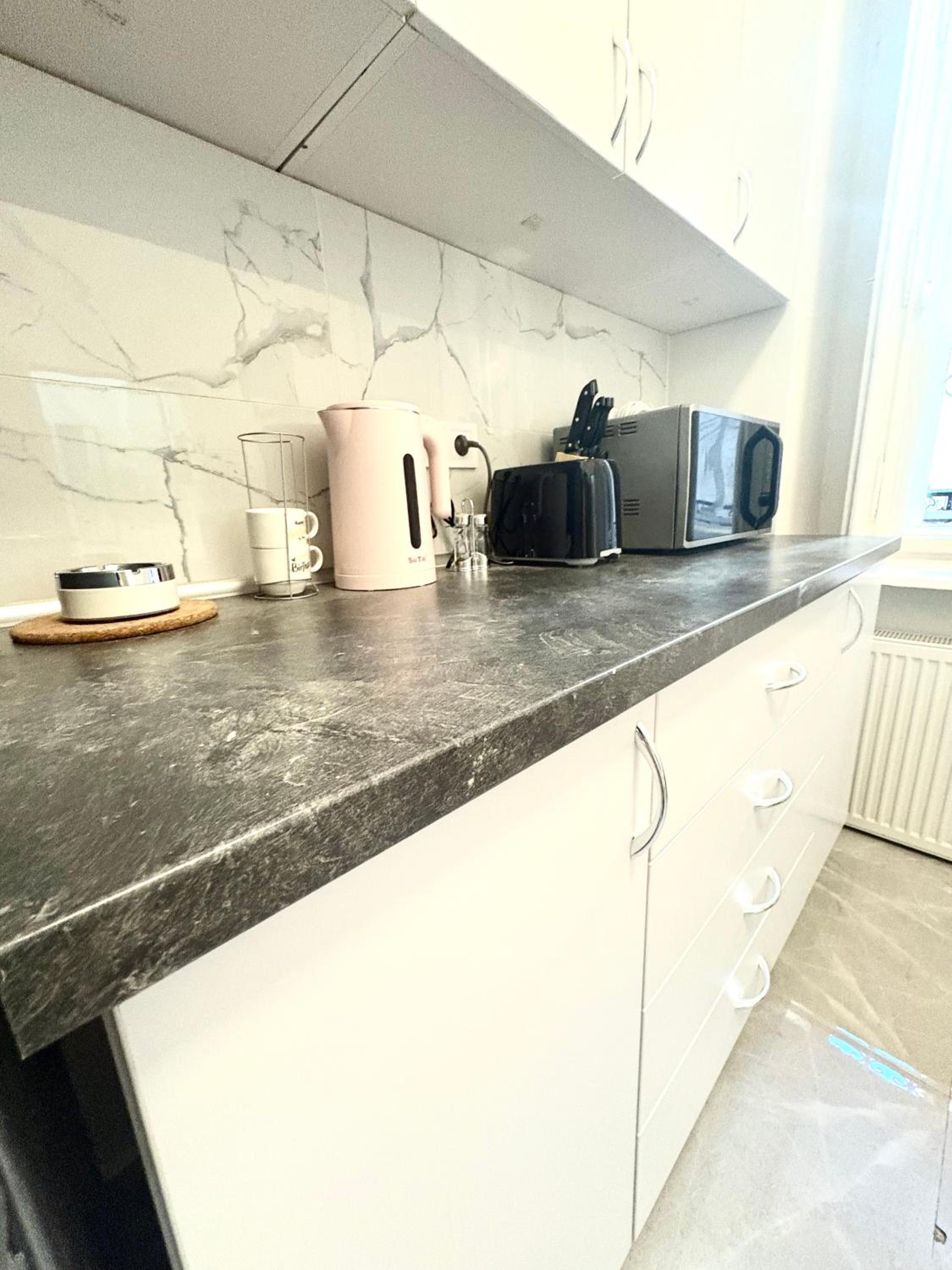 R78 Apartment