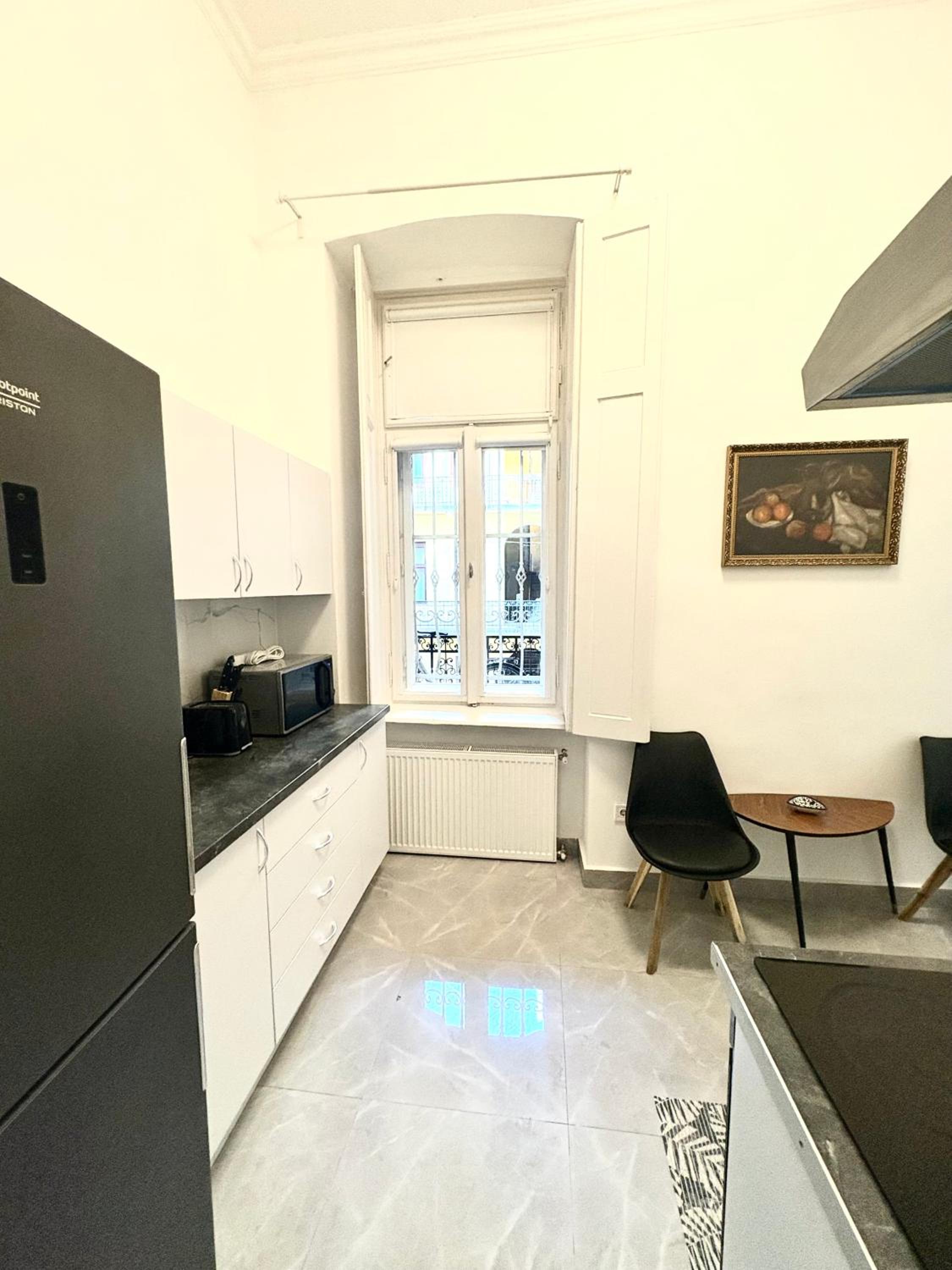 R78 Apartment
