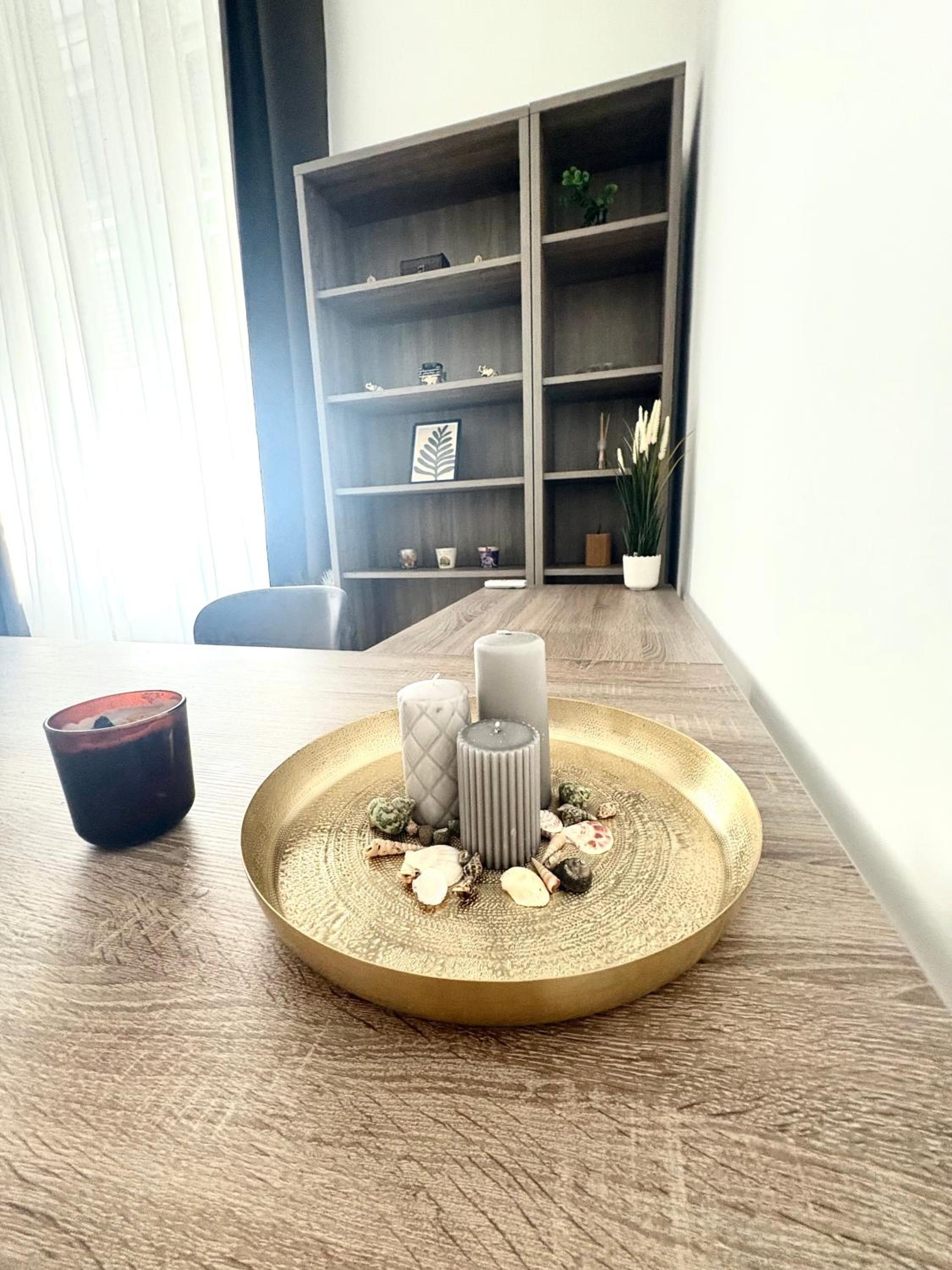 R78 Apartment