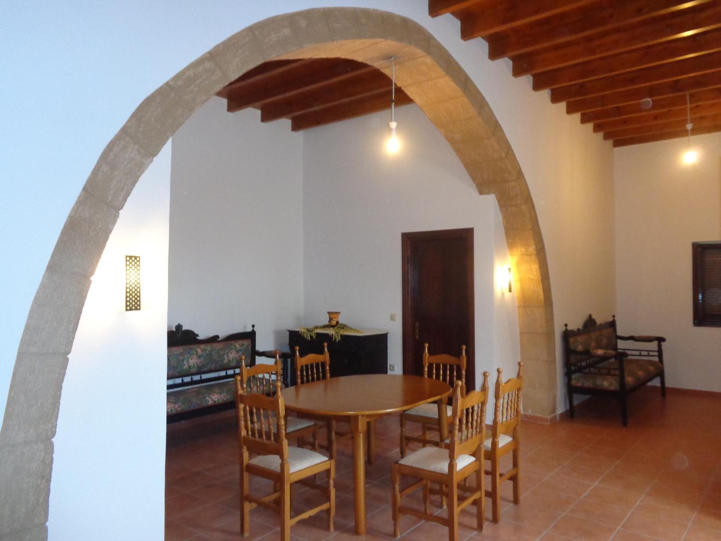 Casa Theoni