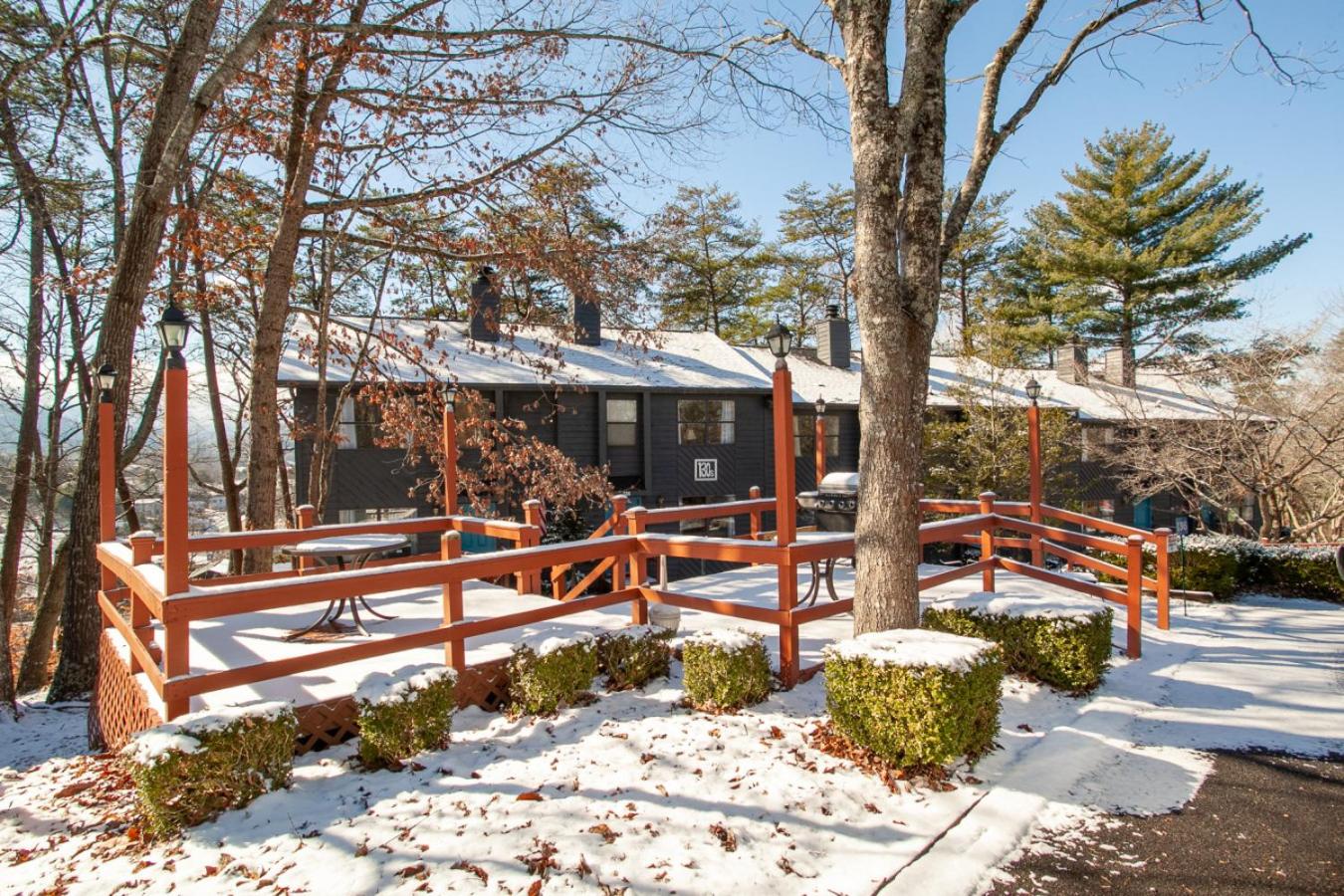 Hillside Hideaway Community Pool Grill MORE