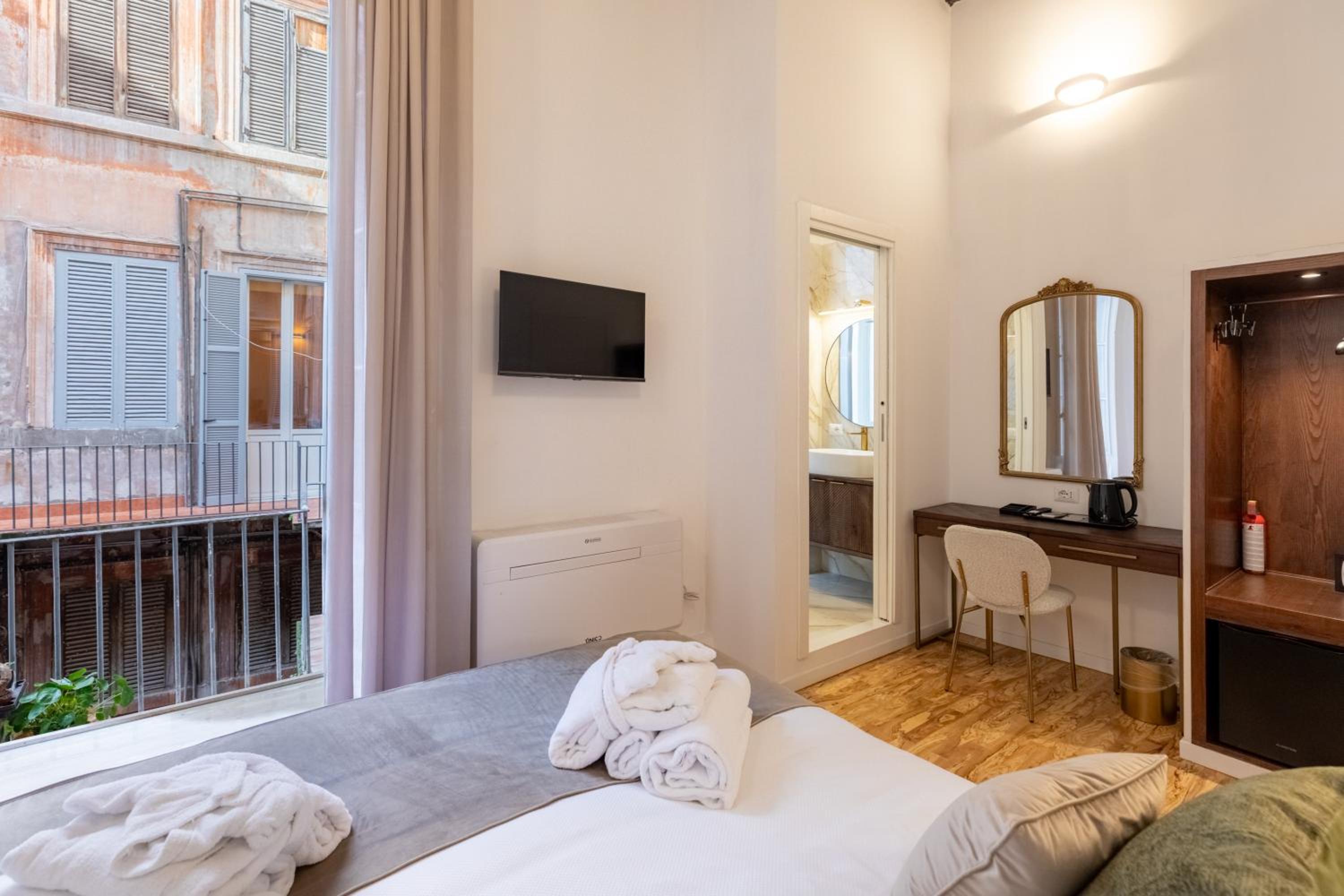 Amelie Suite Trevi