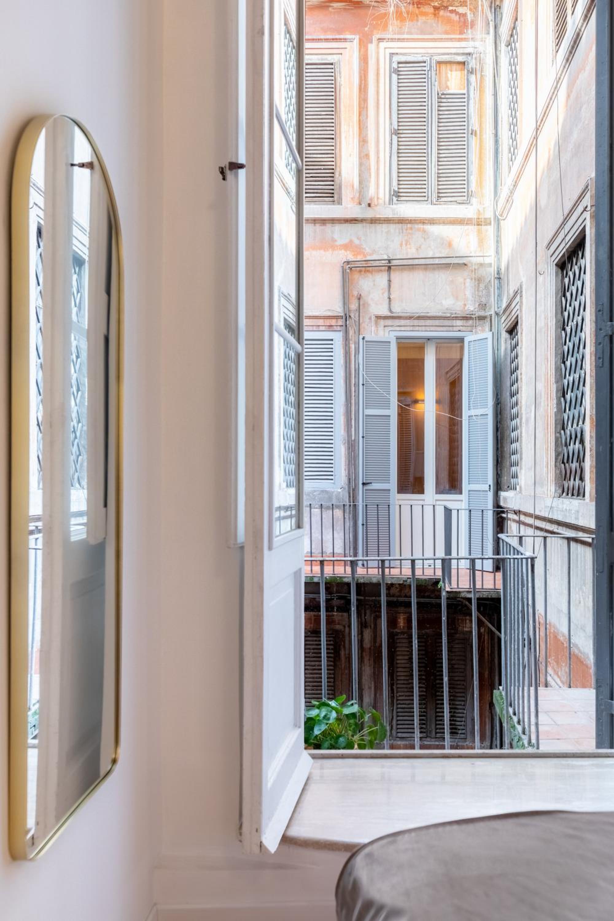 Amelie Suite Trevi