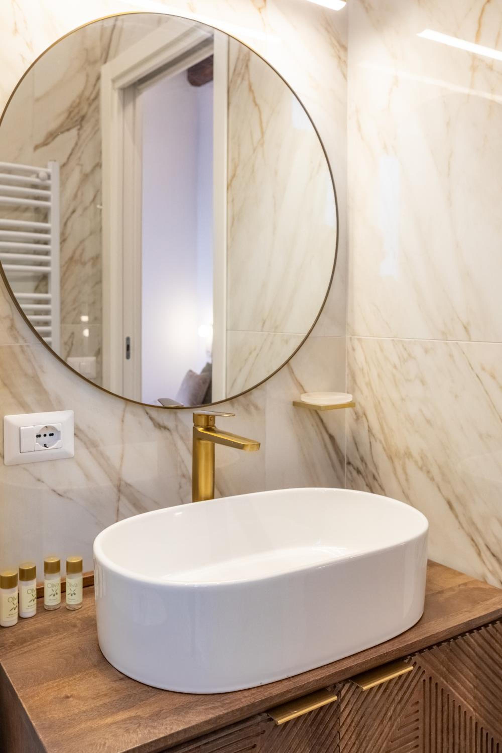 Amelie Suite Trevi