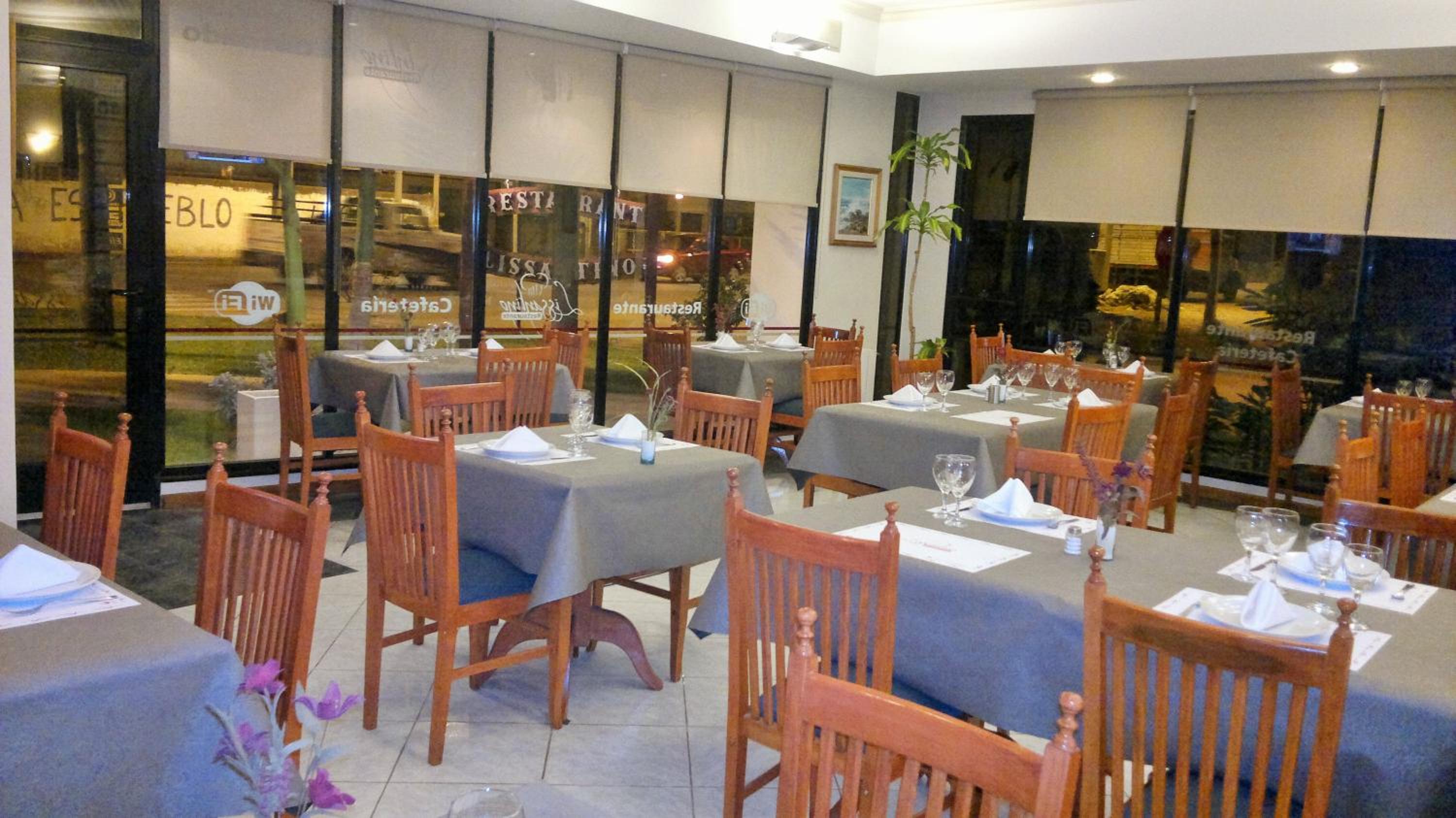 restaurant