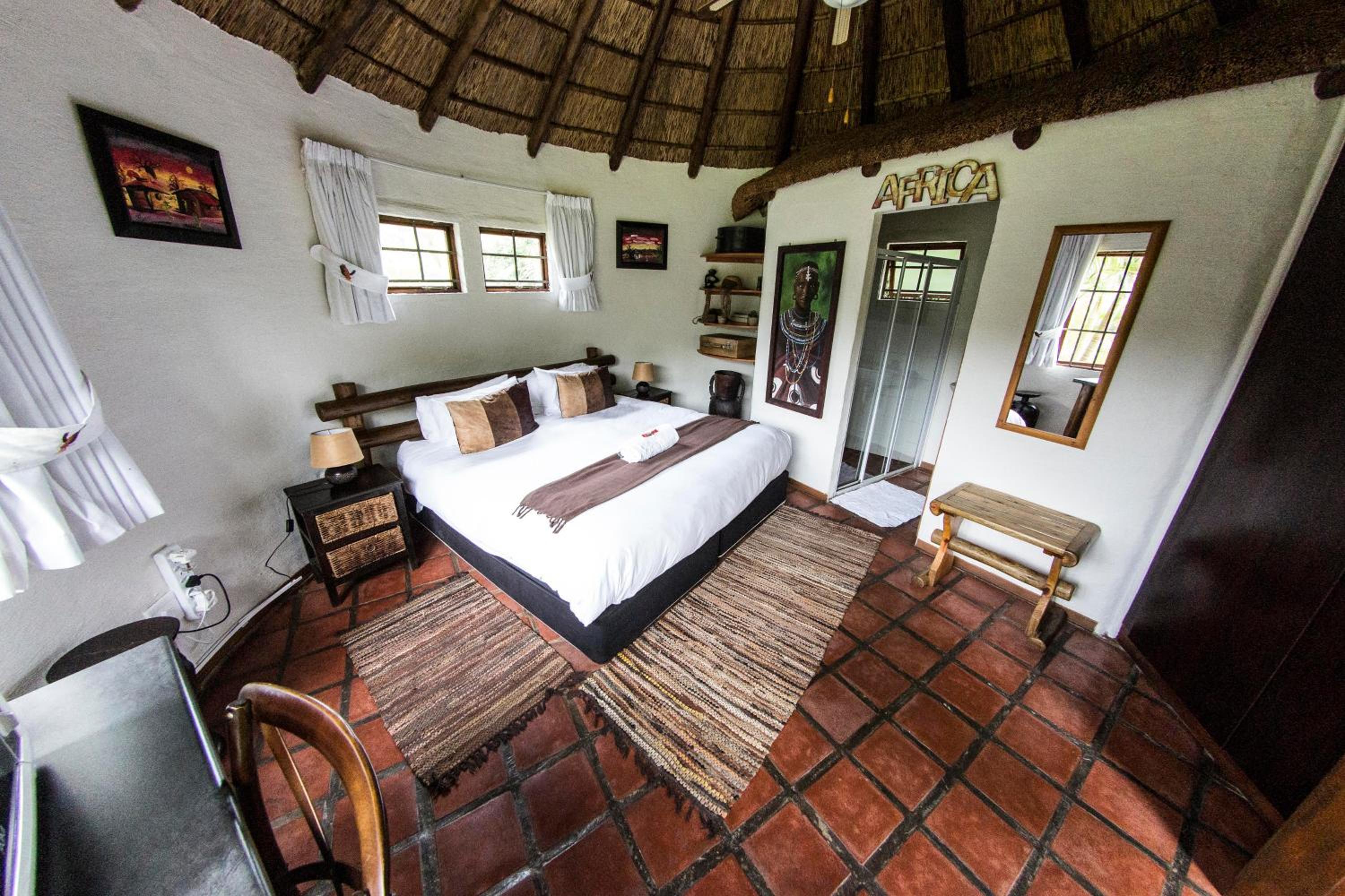 Fish Eagle Manor