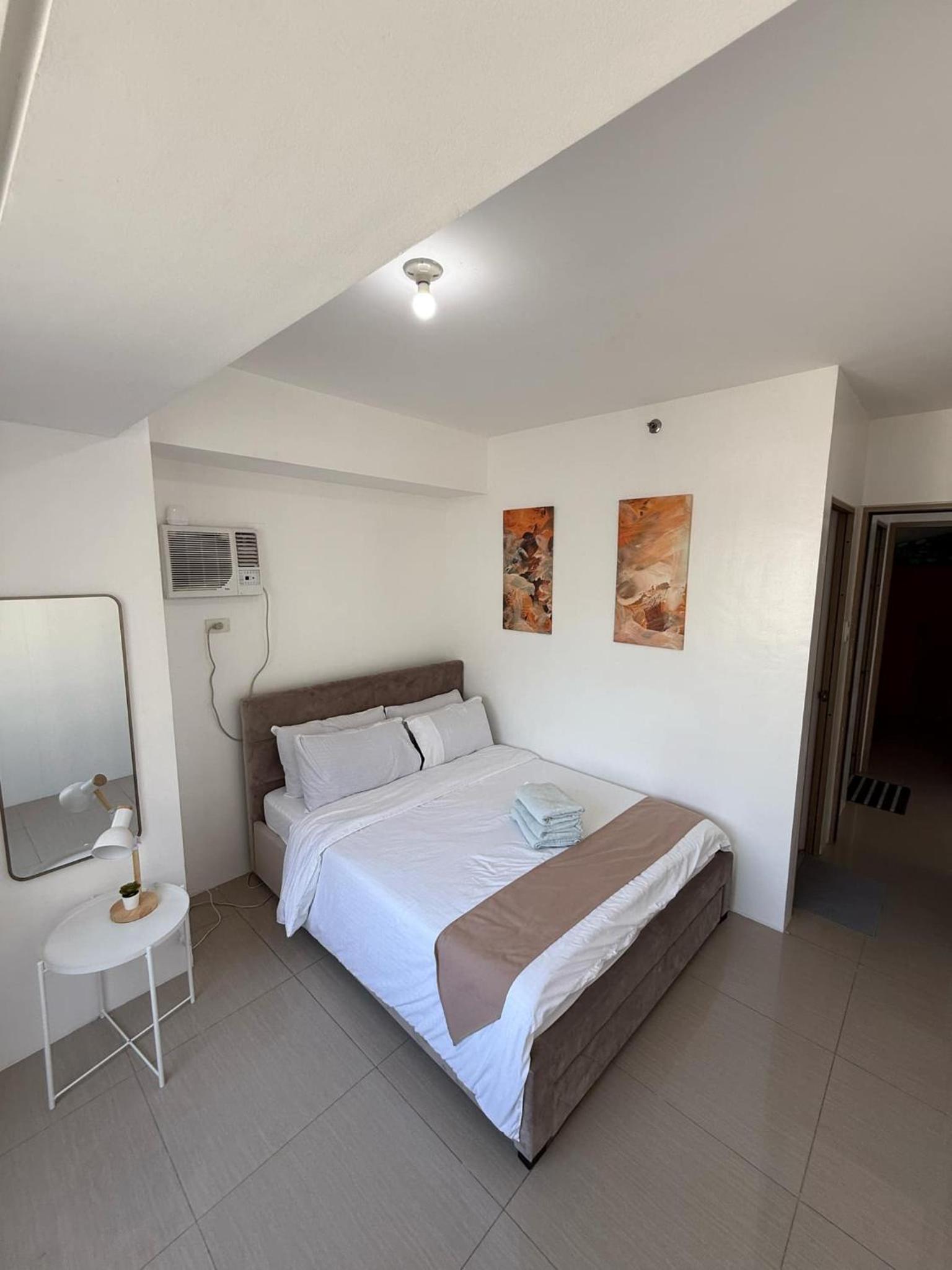 Spacious 2BR Suites at MOA