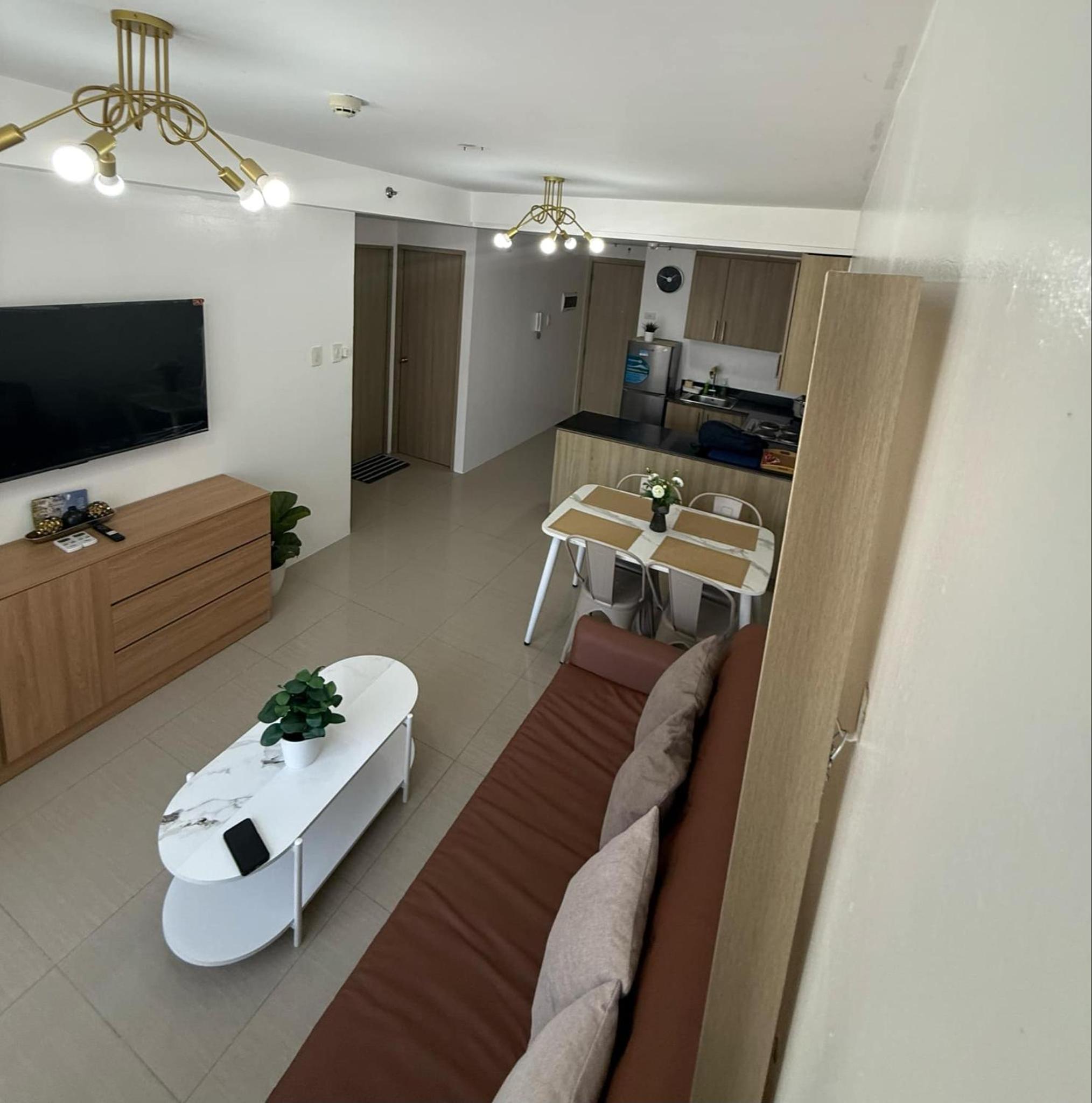 Spacious 2BR Suites at MOA