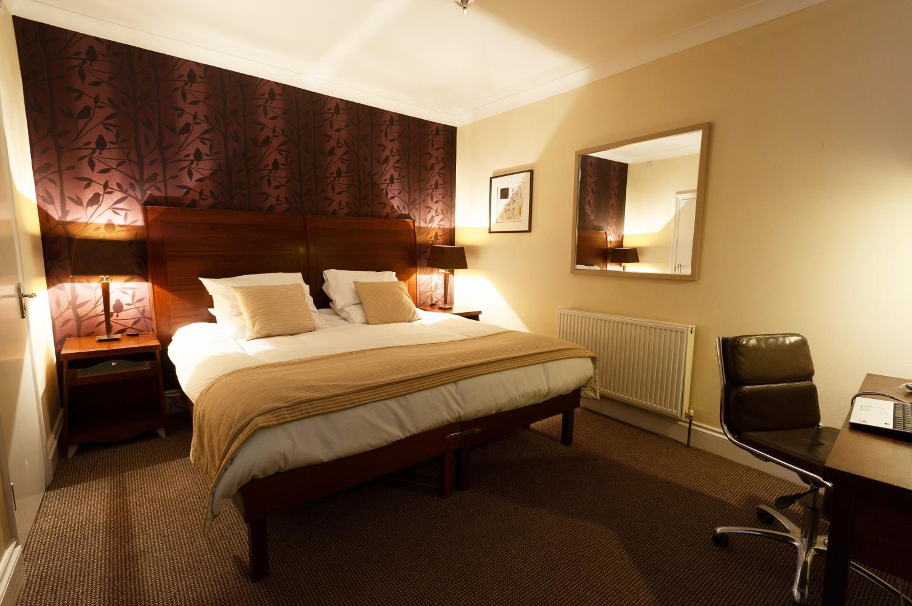 Town House Rooms