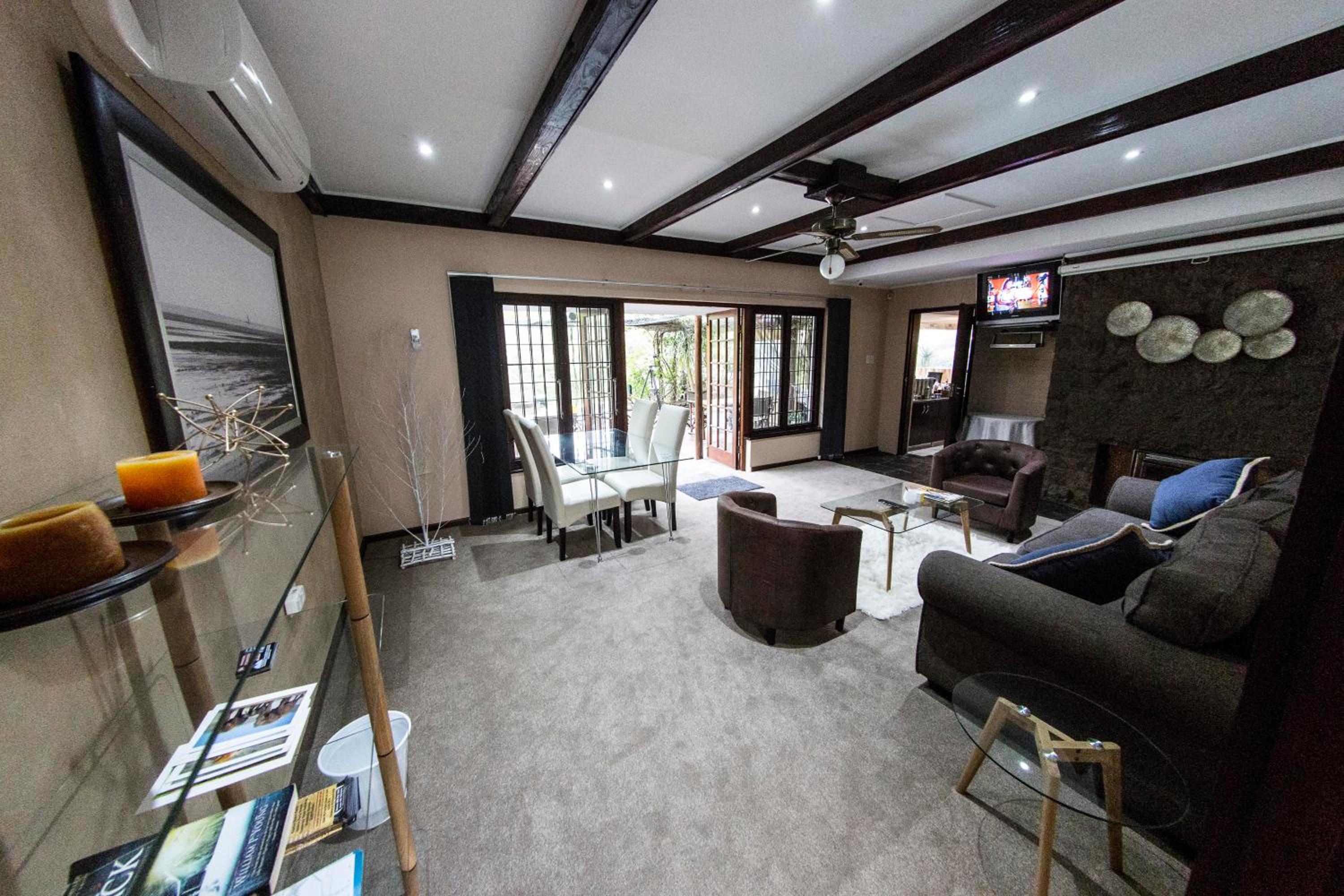Fish Eagle Manor
