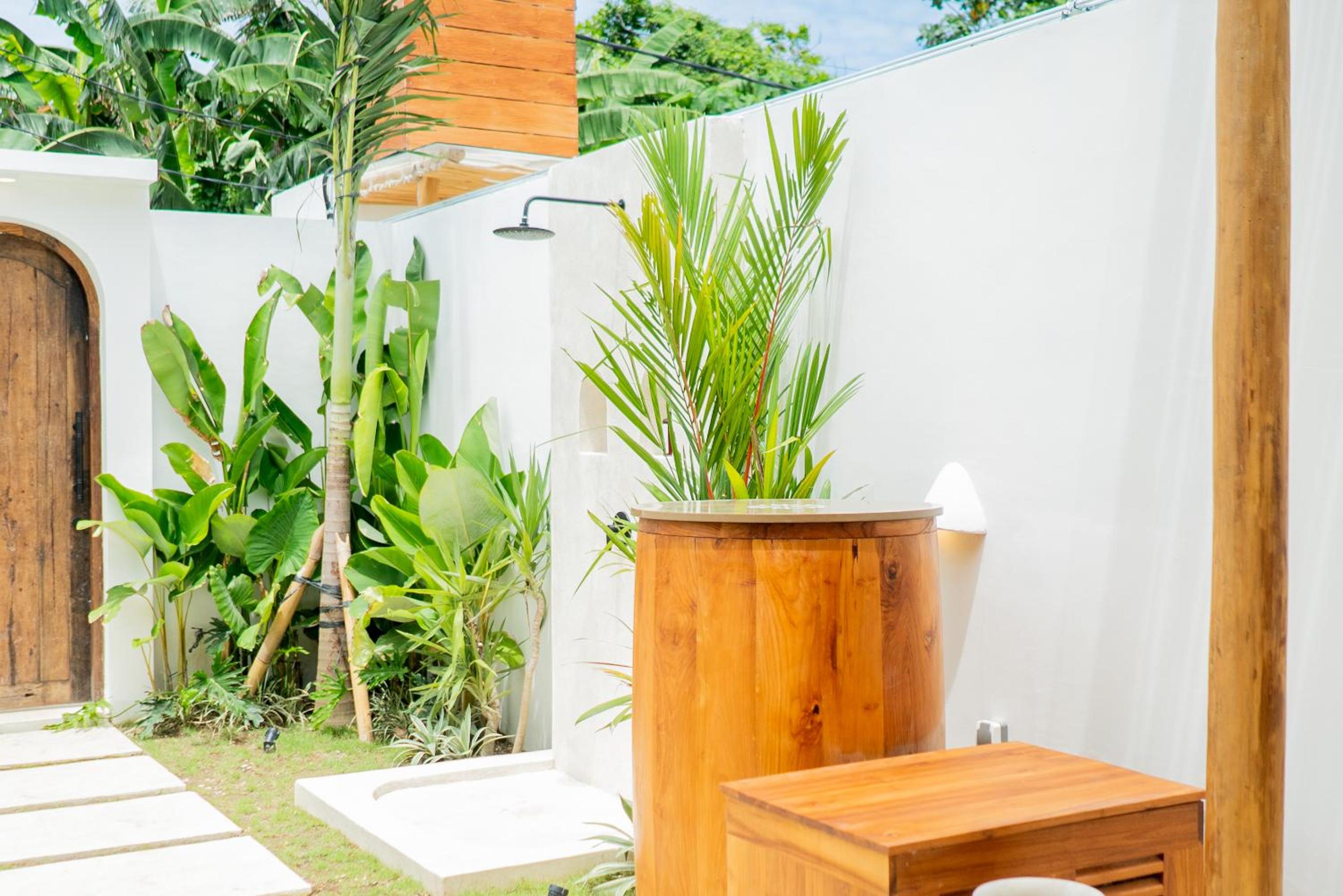 Casa del Cielo - 2BR Ice Bath Villa - Kedungu