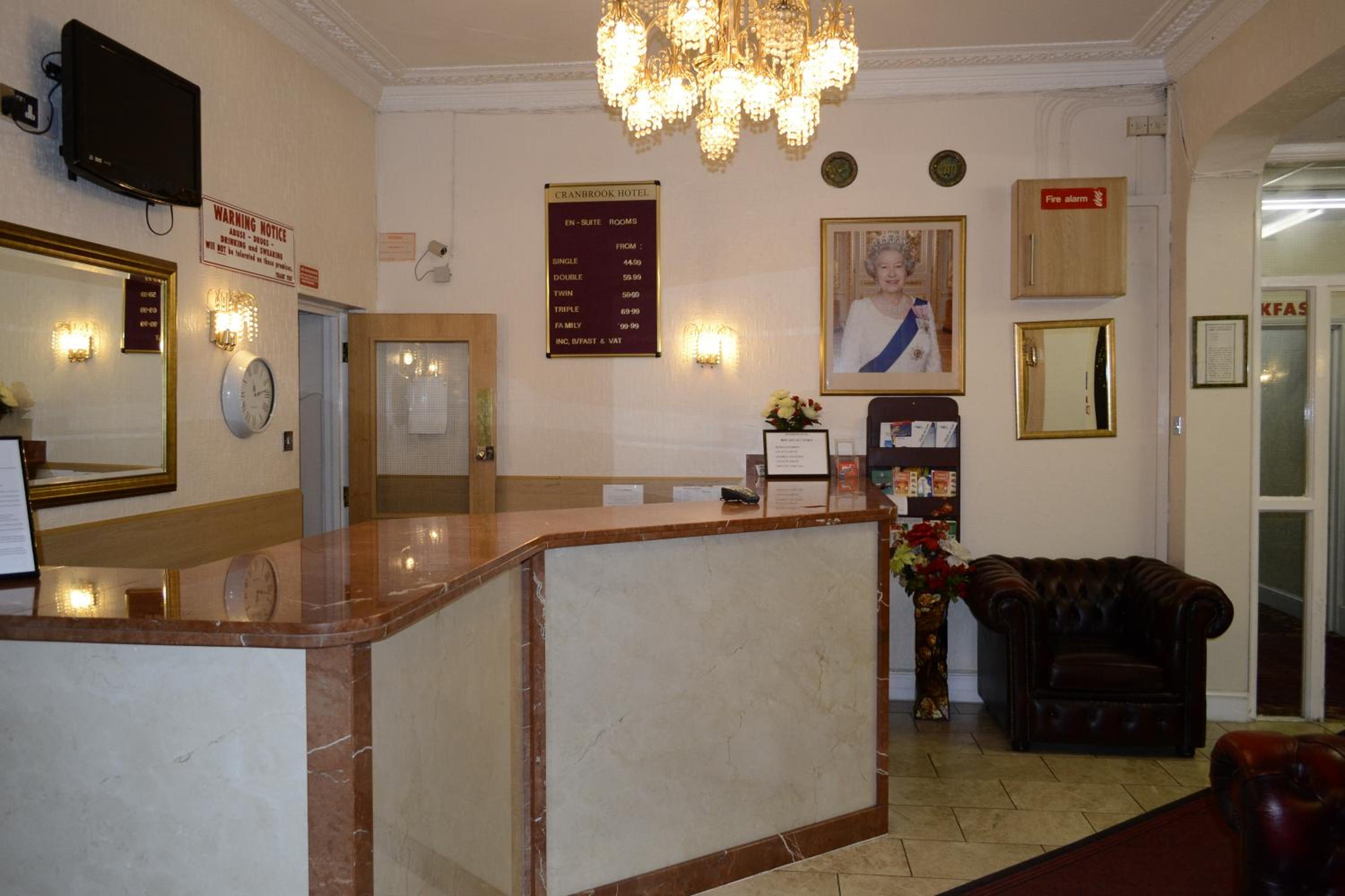 Ilford Vacations - Cranbrook Hotel - Property Image 8