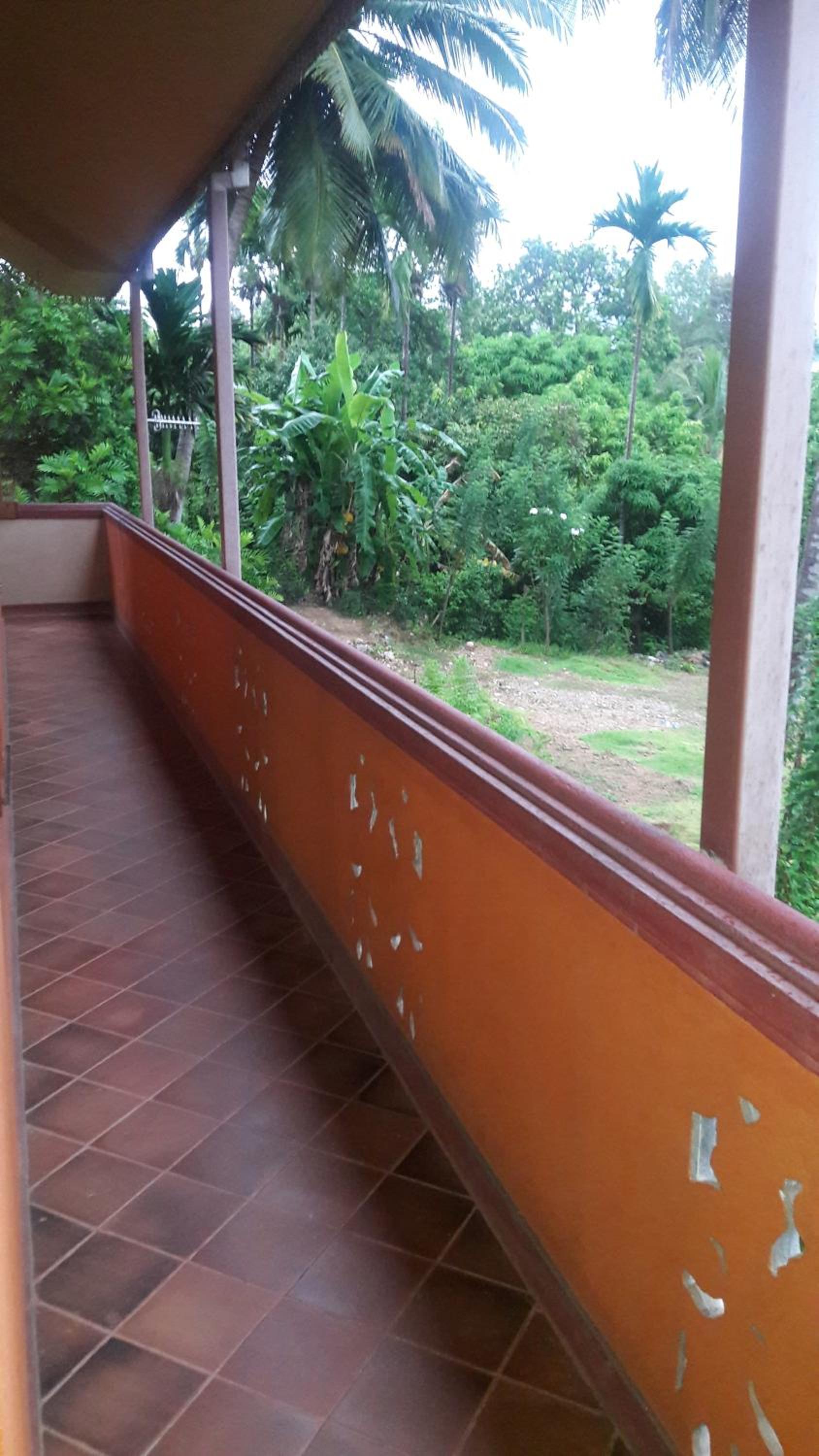 Anura Guest Inn