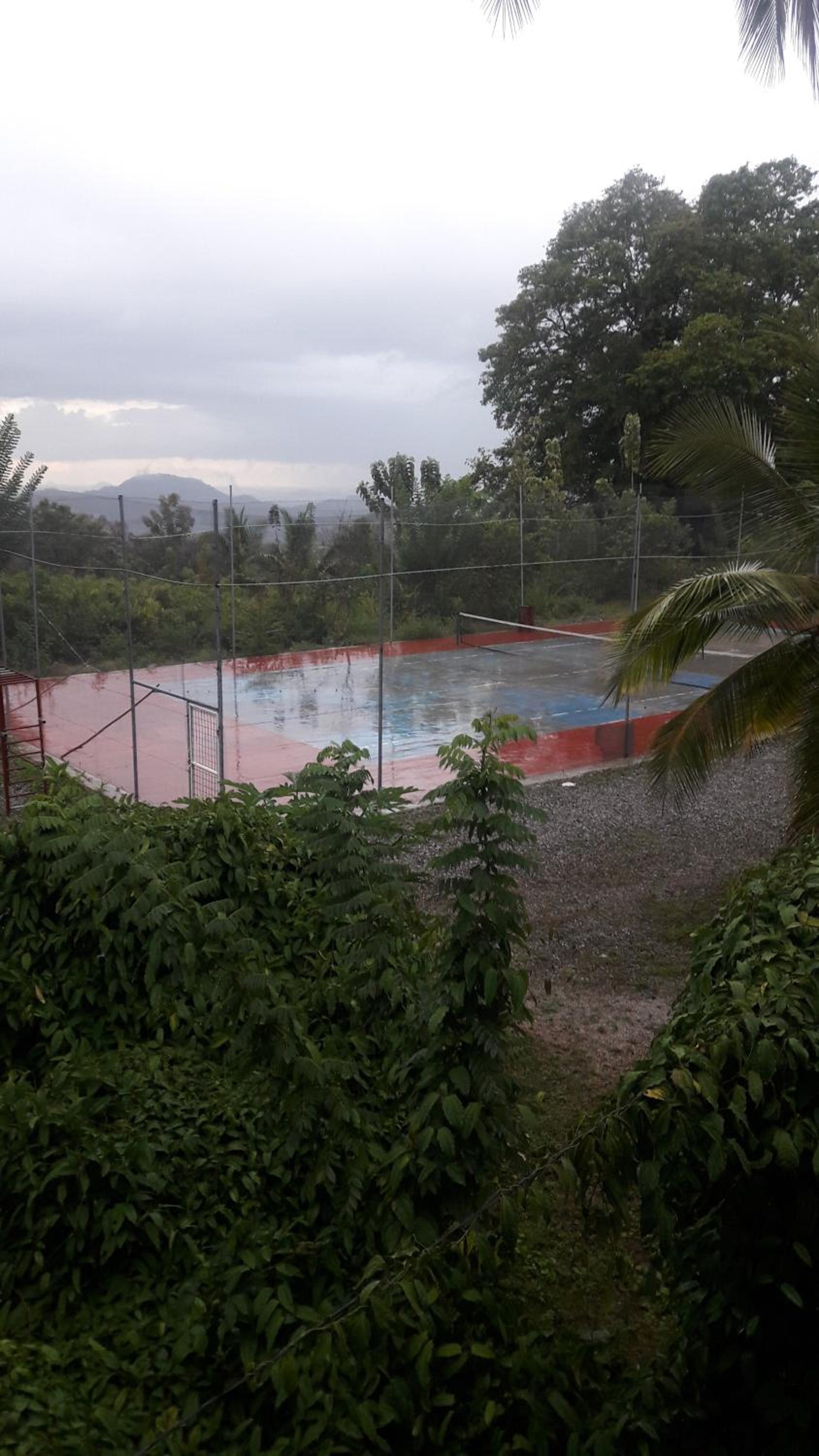 Anura Guest Inn