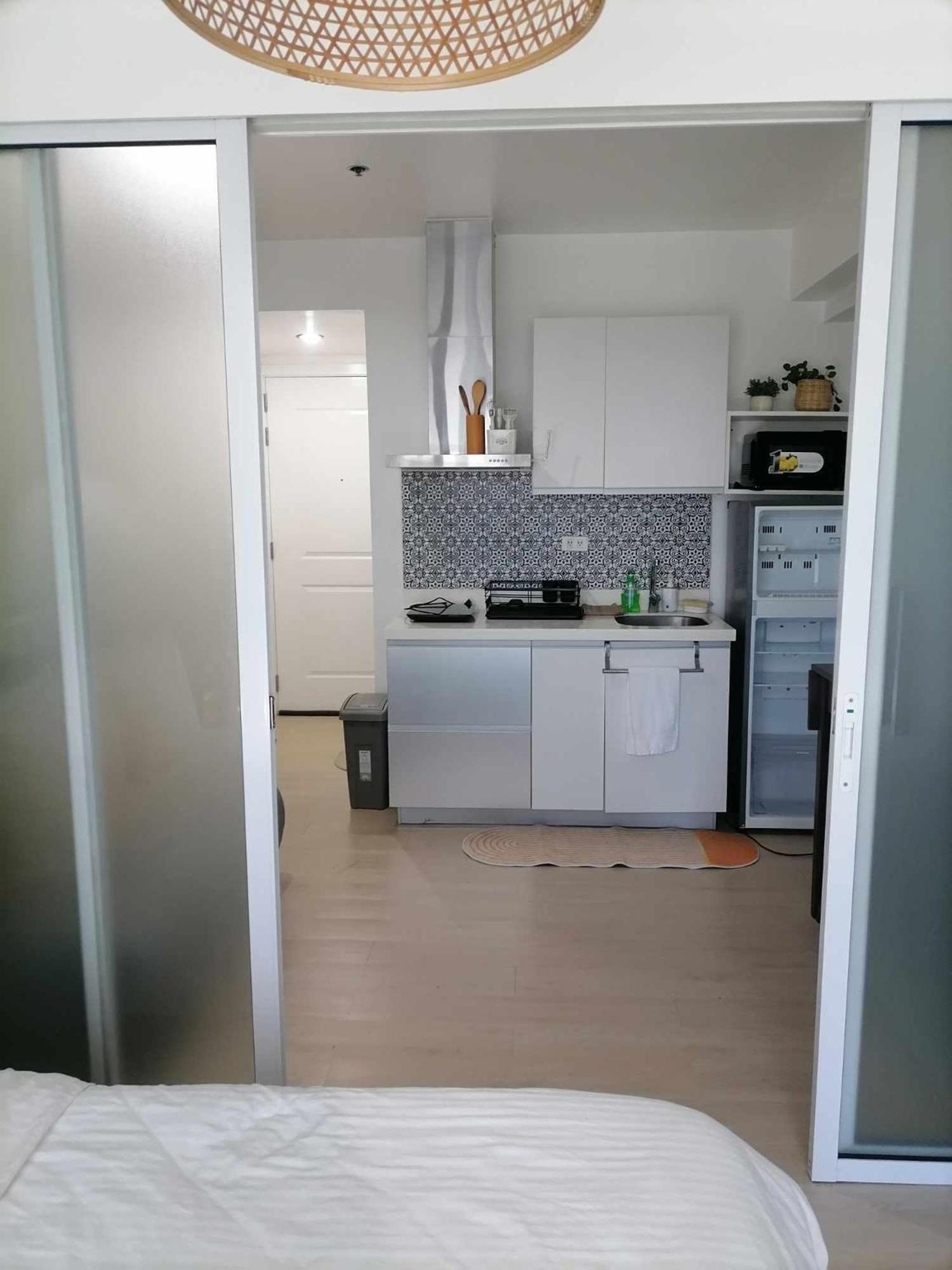 Luxury 1Bedroom Condo Unit Near Manila Airport - Azure Resort Residences