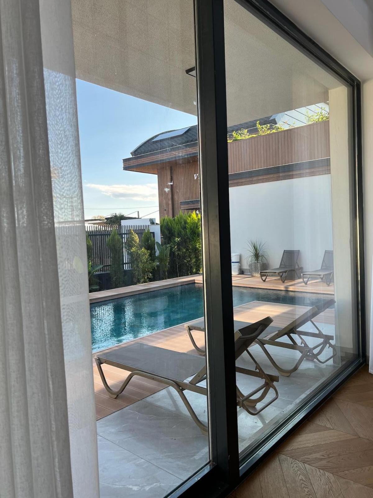 Royal Garden 7 Villas