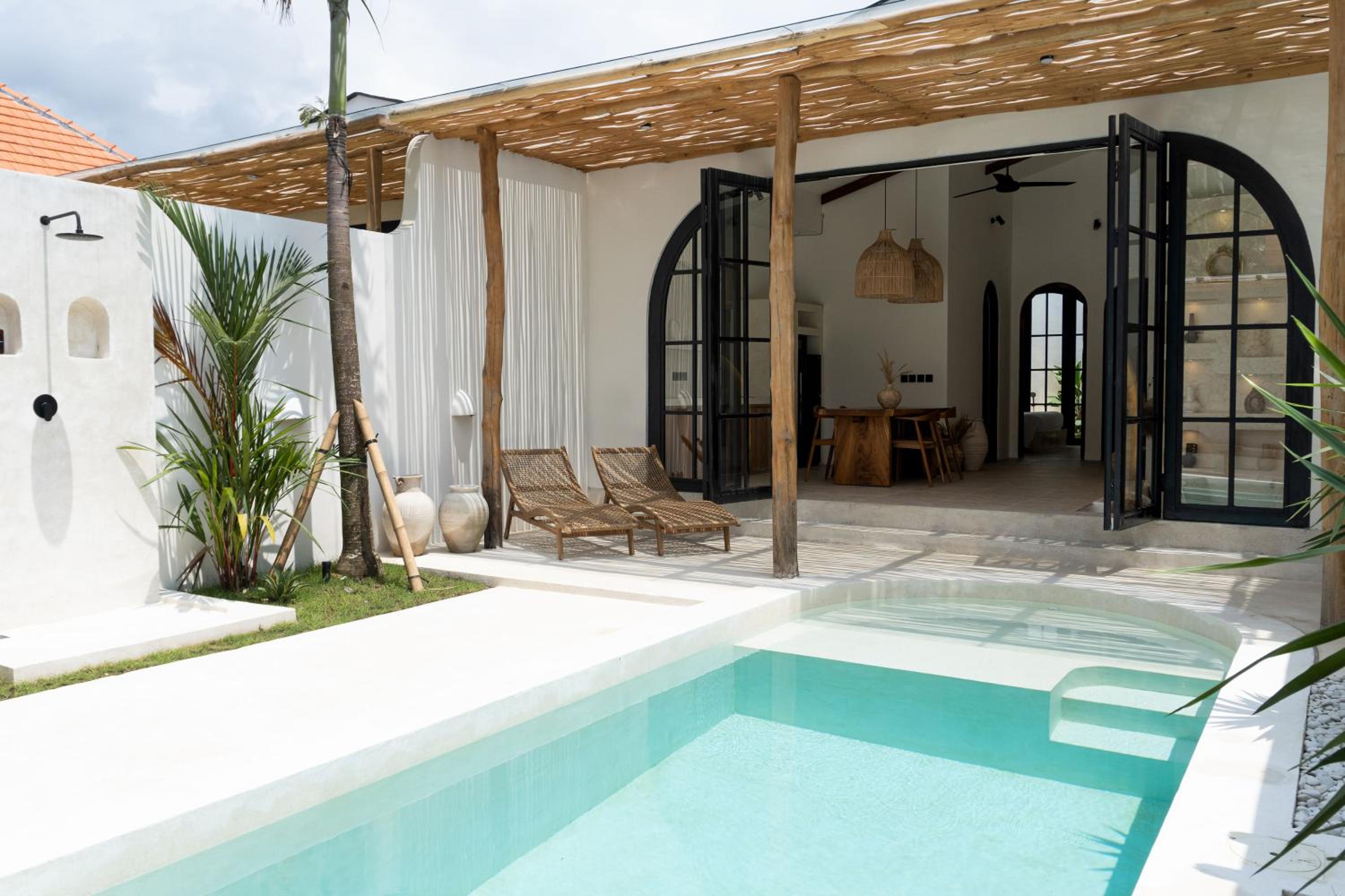 Casa Maya - 2BR Villa in Kedungu