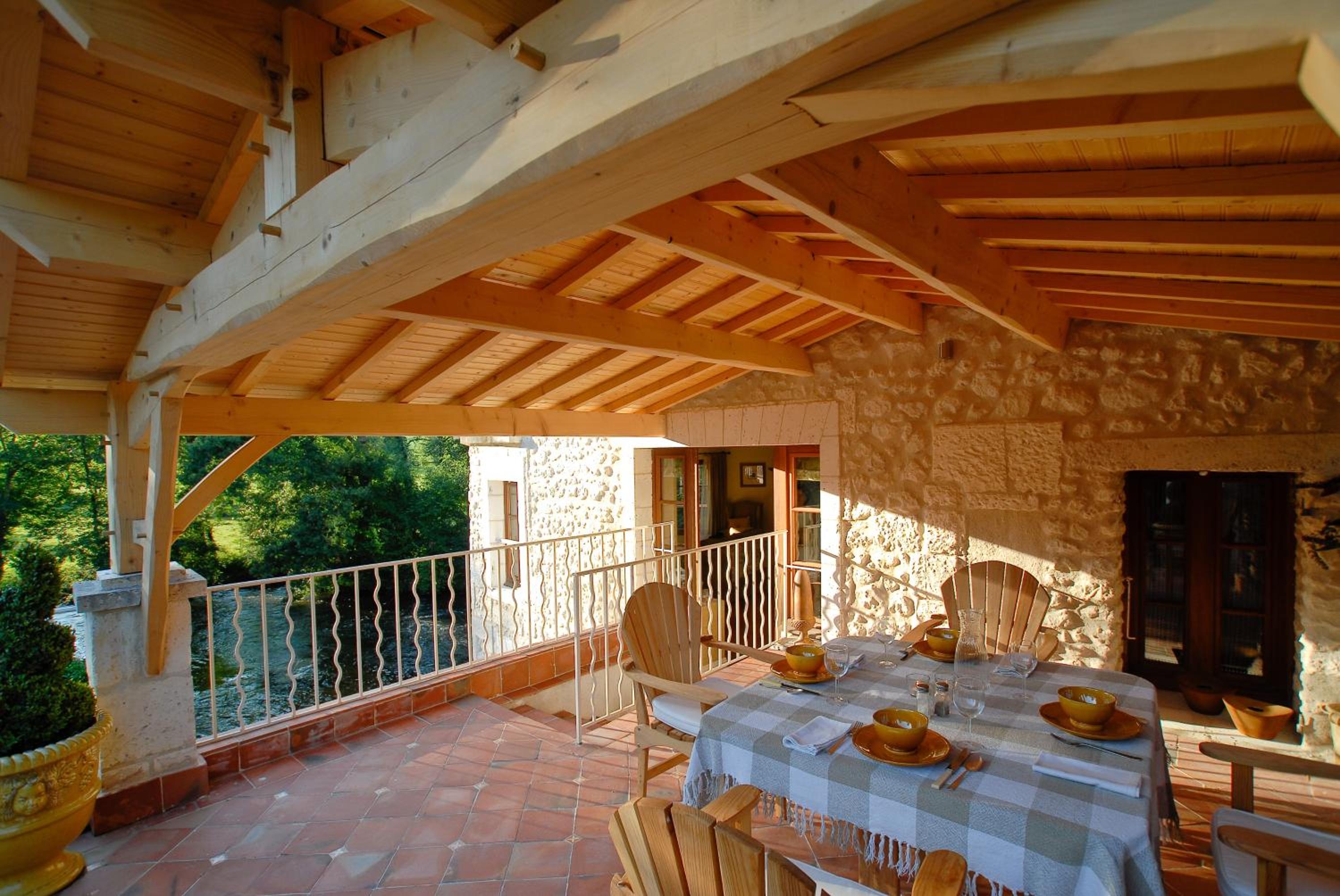 Moulin De Larcy