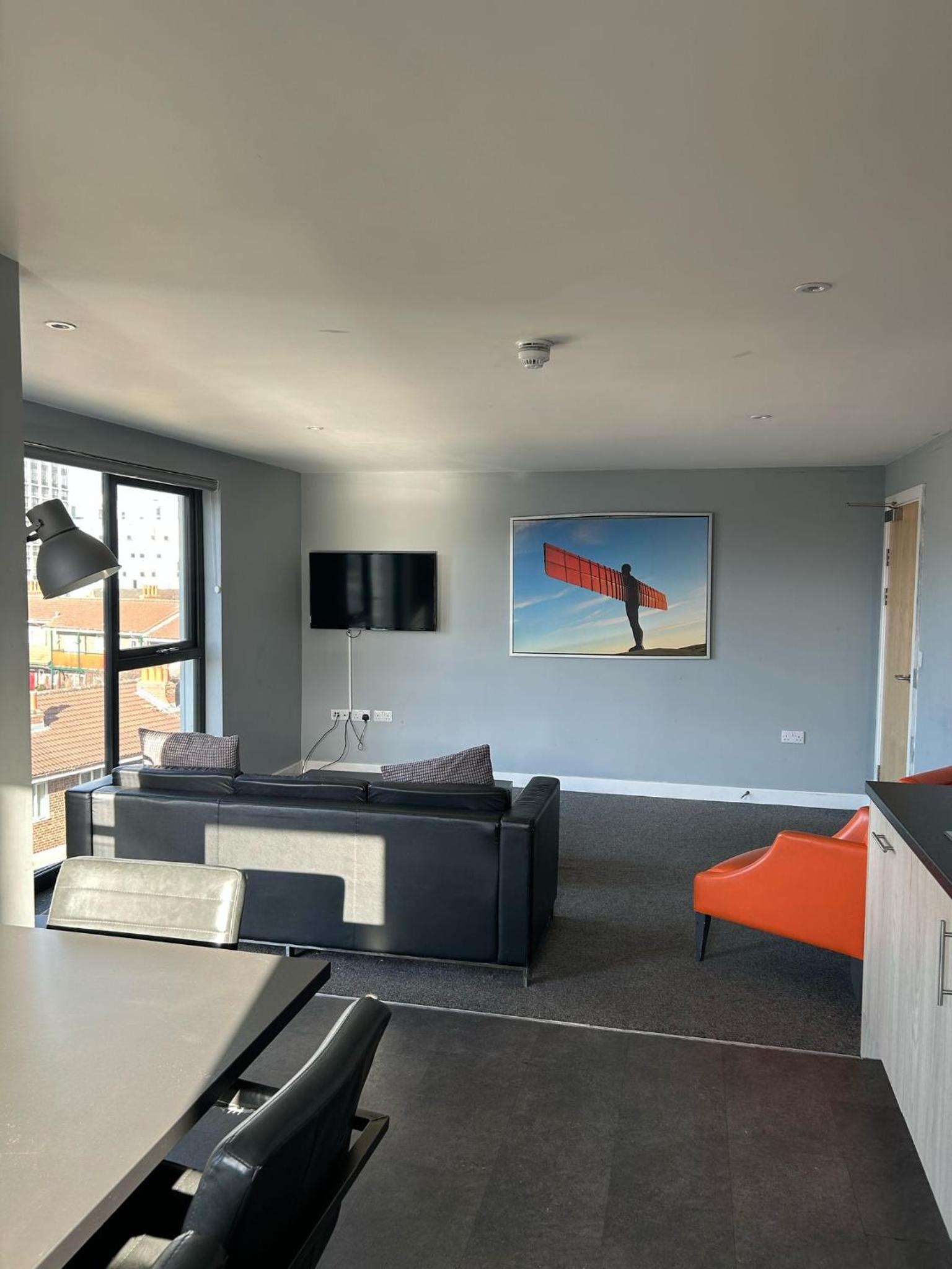 Central City Centre Quayside Apartments with Parking, Newcastle-Upon-Tyne