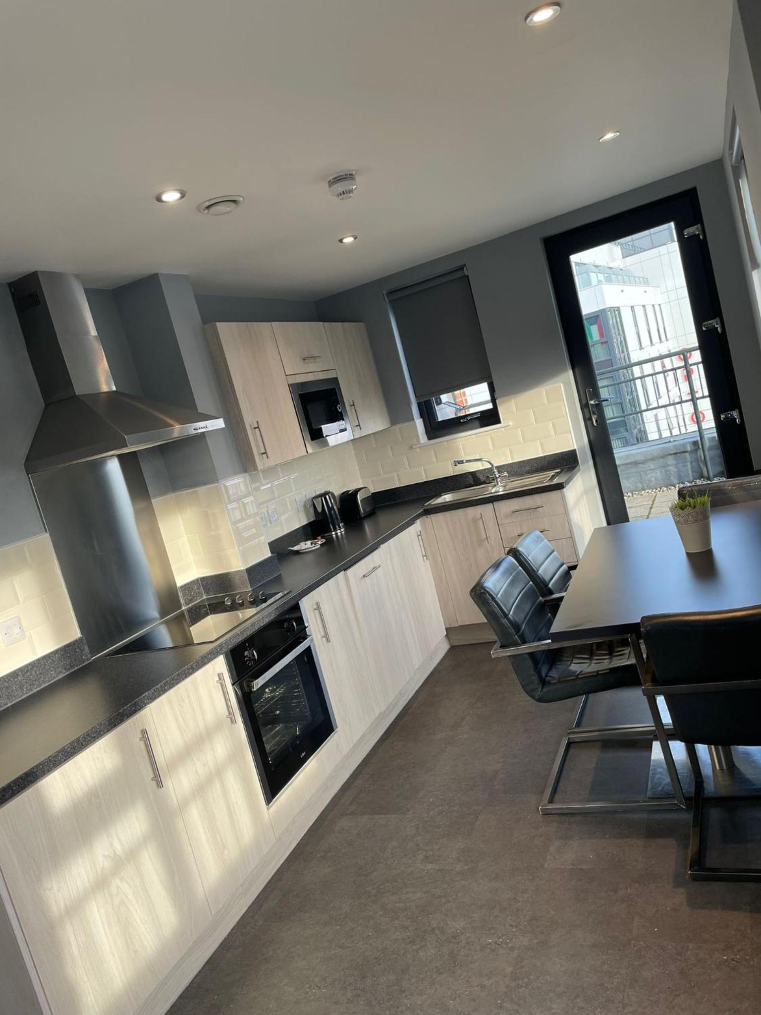 Central City Centre Quayside Apartments with Parking, Newcastle-Upon-Tyne