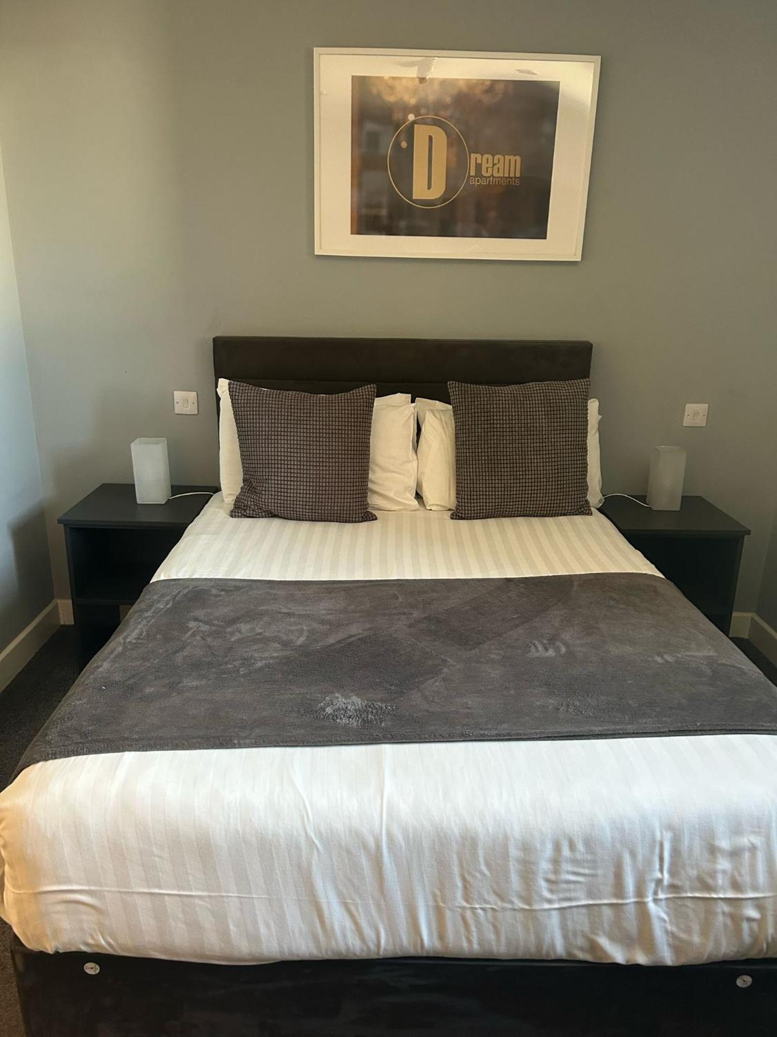 Central City Centre Quayside Apartments with Parking, Newcastle-Upon-Tyne