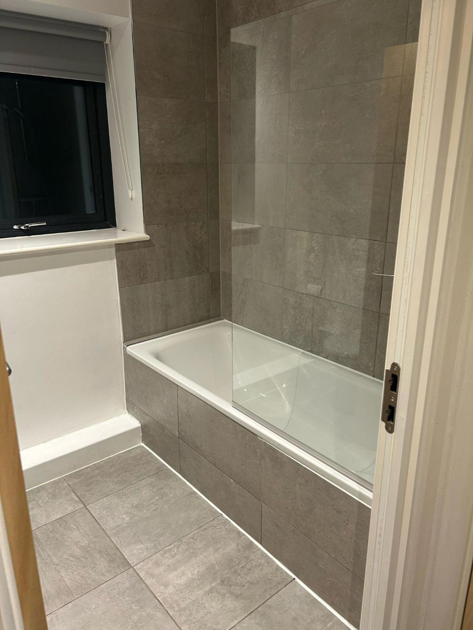 Central City Centre Quayside Apartments with Parking, Newcastle-Upon-Tyne