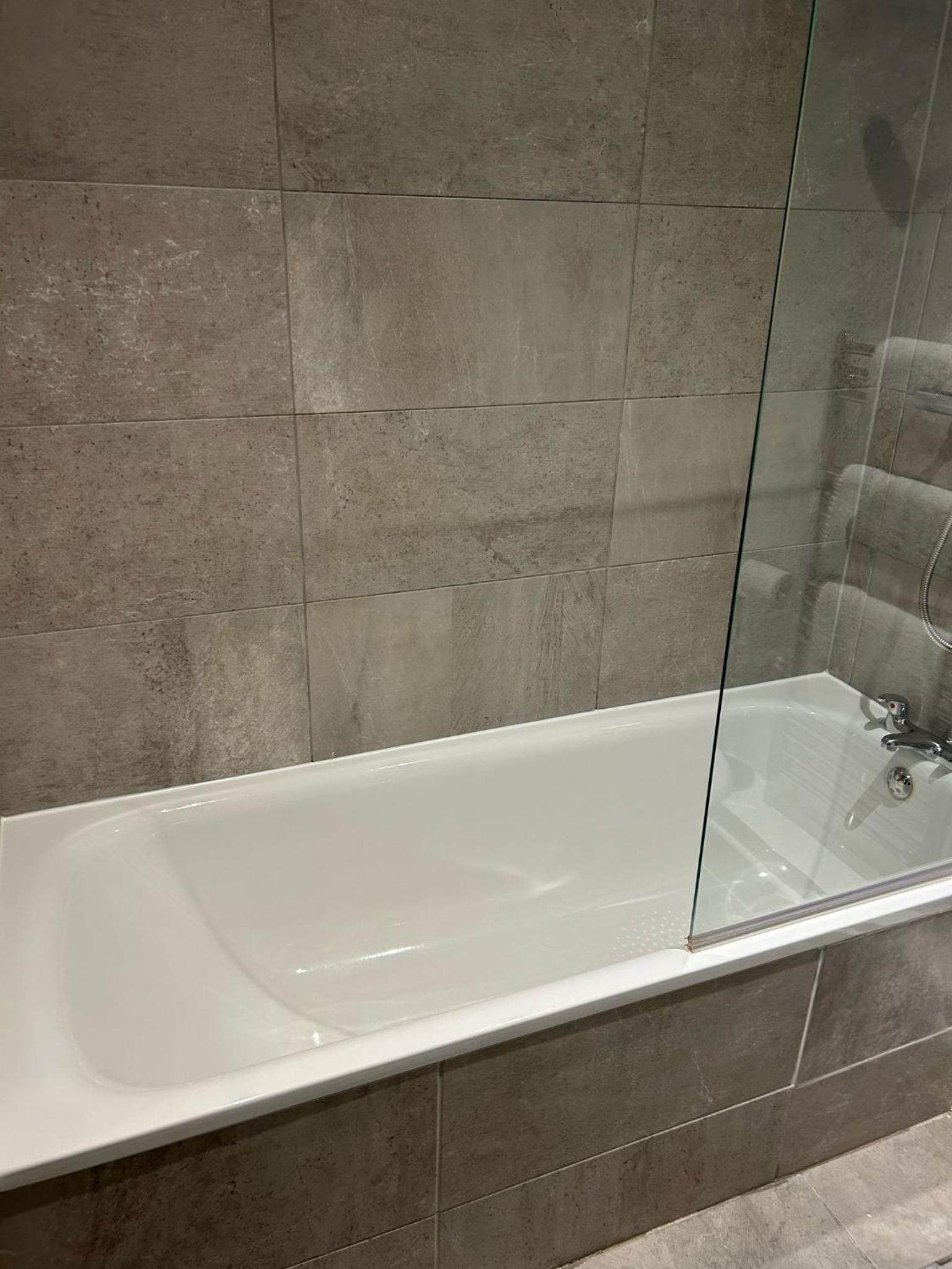 Central City Centre Quayside Apartments with Parking, Newcastle-Upon-Tyne