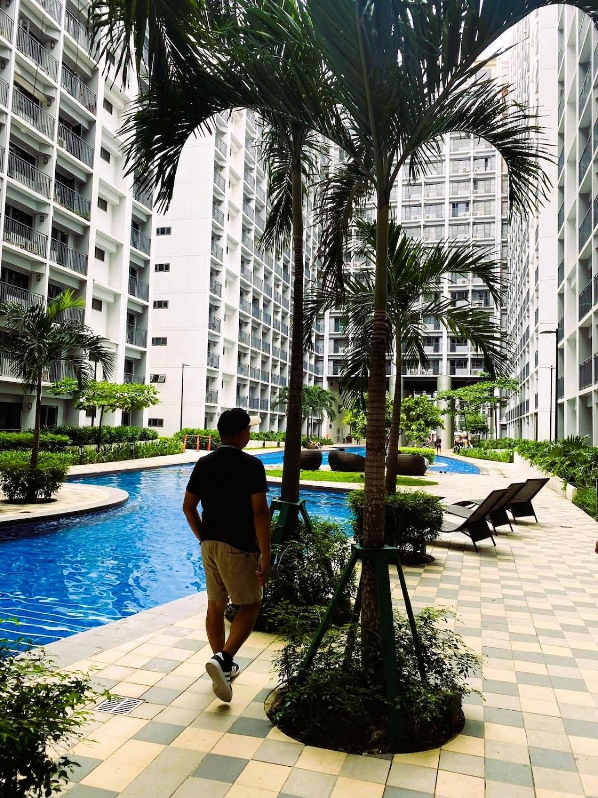 Bella Notte Staycation - SMDC Shore 2 MOA Complex