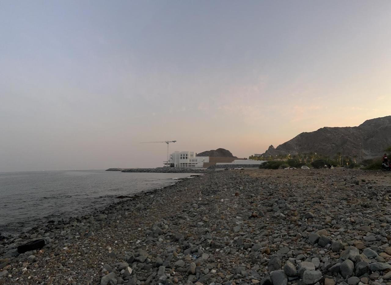 Al Dana Vitamin Sea Villa