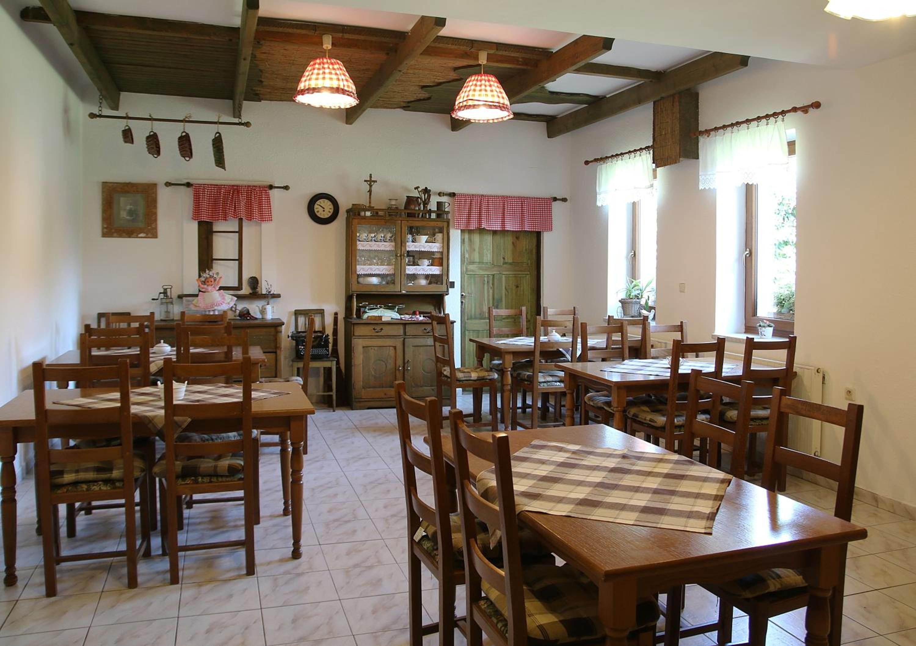 Penzion a restaurace U Hroznu