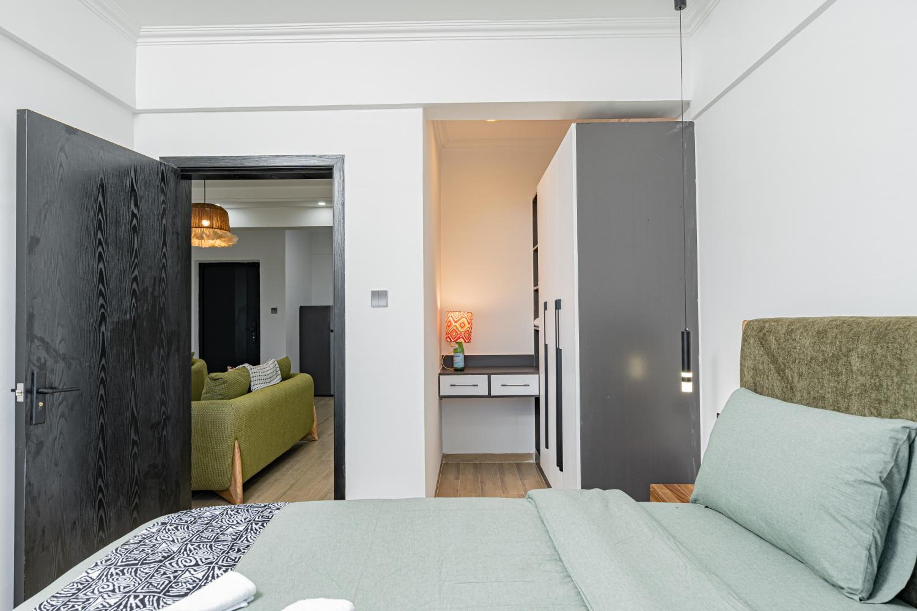 Marina Bay One & Two Bedroom, 270 Cafe, Rooftop Swimming pool, gym, workspace ,Wonderiss Properties Westlands Living