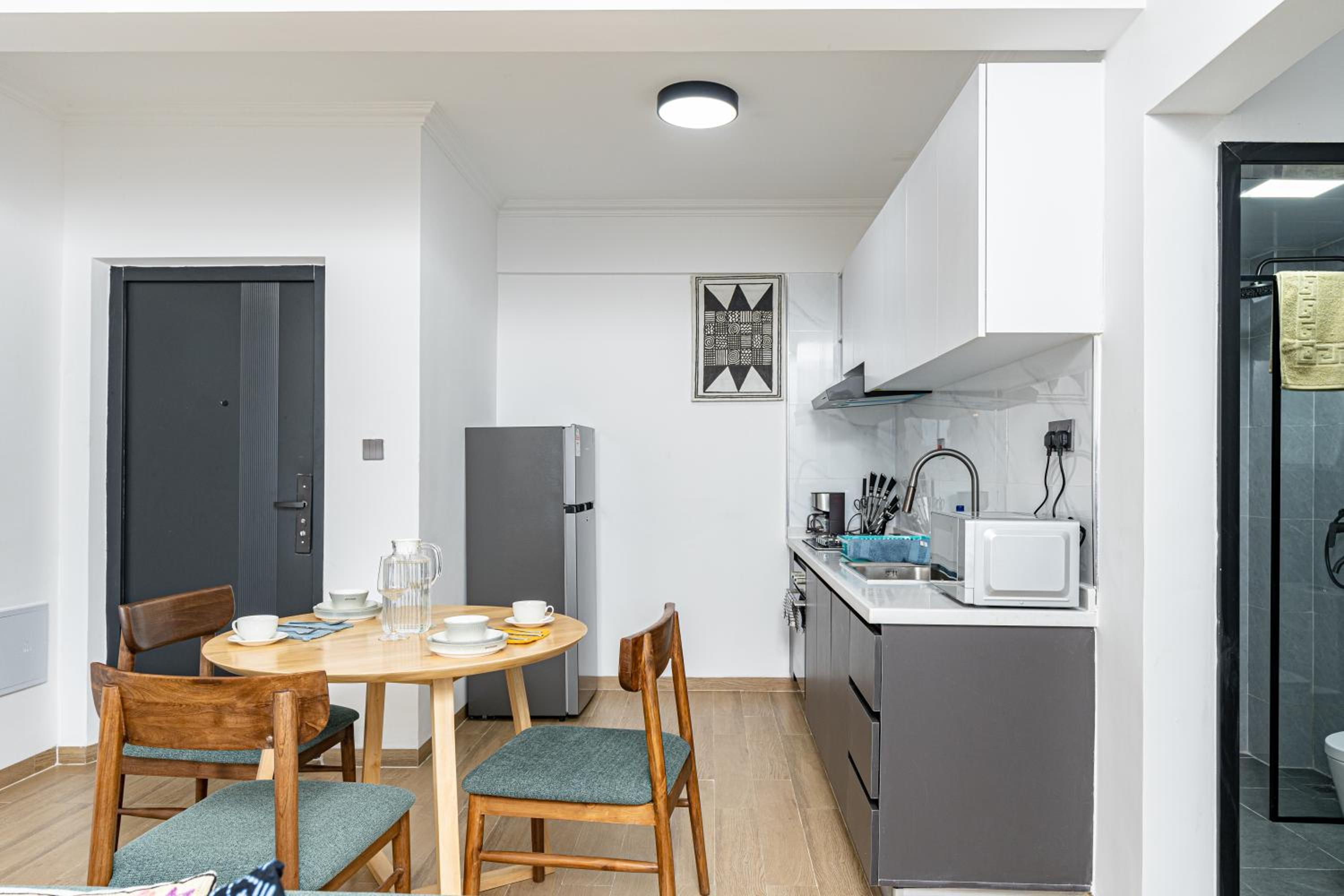 Marina Bay One & Two Bedroom, 270 Cafe, Rooftop Swimming pool, gym, workspace ,Wonderiss Properties Westlands Living