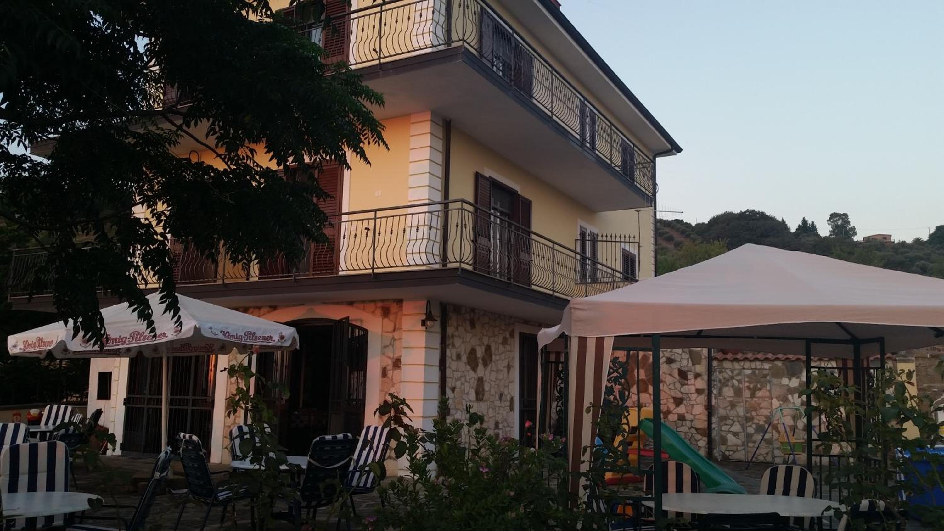 Villa Malandrino Guest House