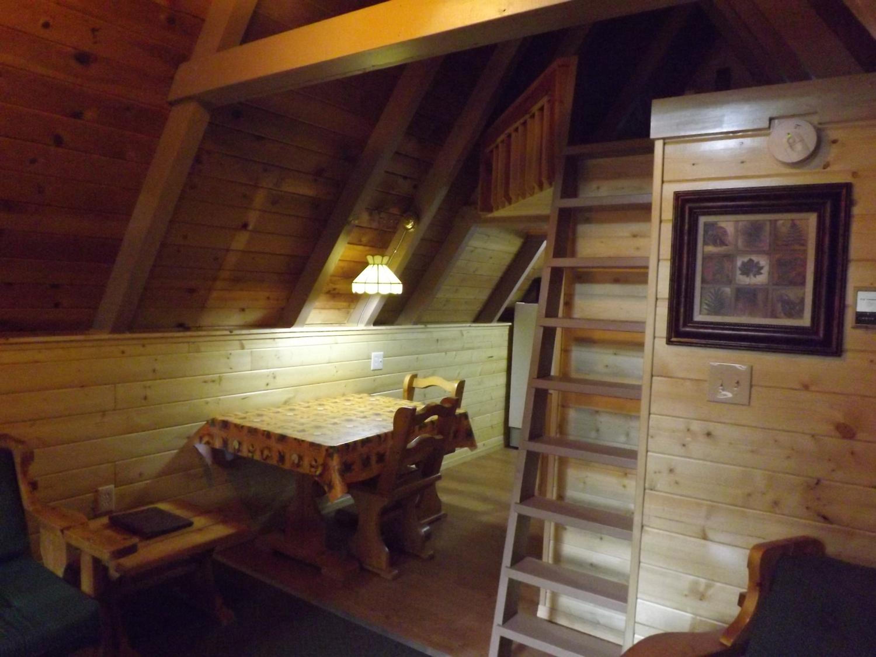 Arizona Mountain Inn & Cabins
