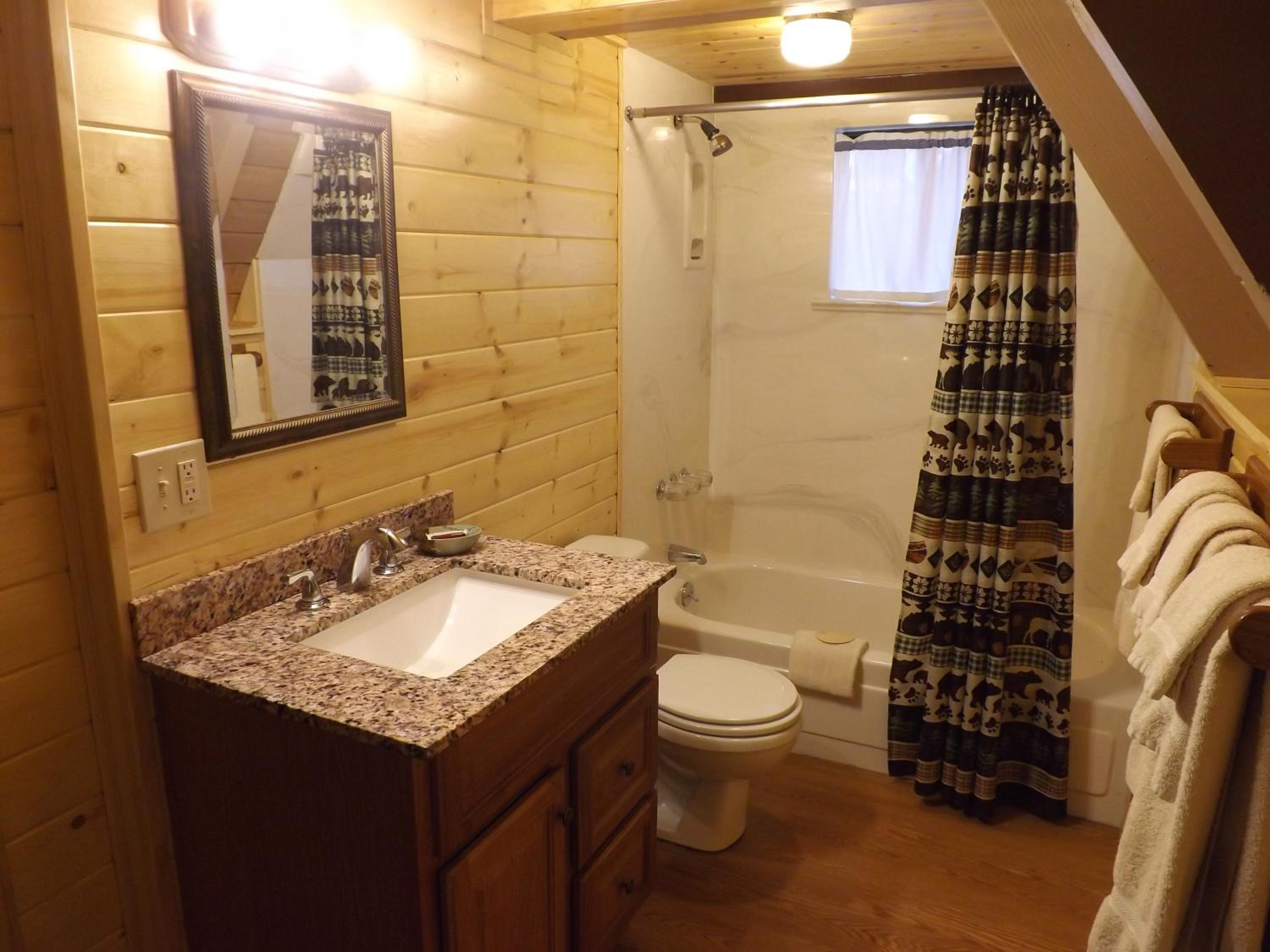 Arizona Mountain Inn & Cabins