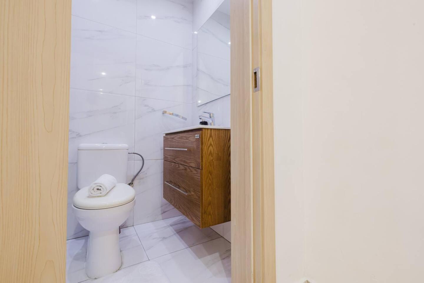 Beachfront Flat with Sea Views by Homely Malta!