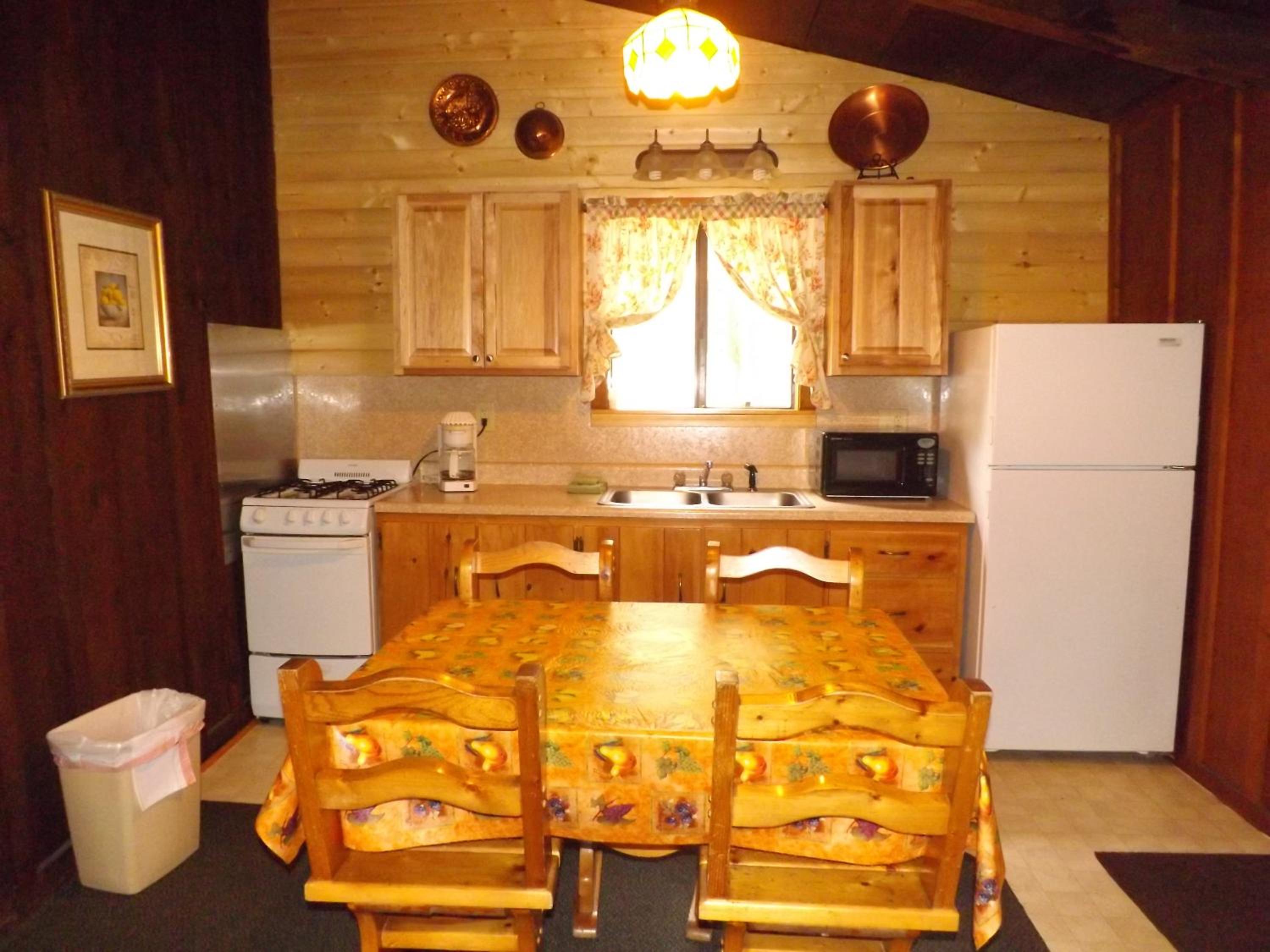 Arizona Mountain Inn & Cabins