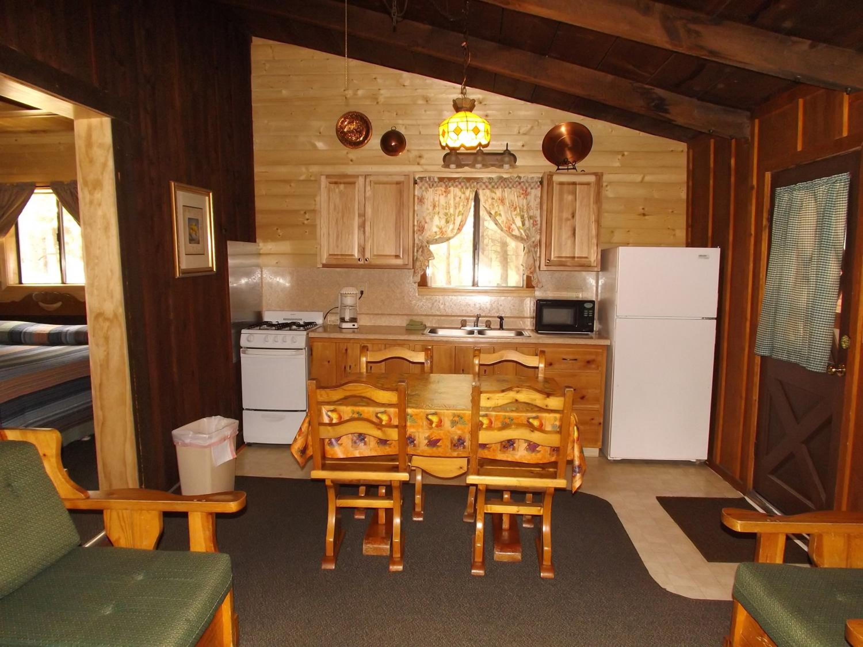 Arizona Mountain Inn & Cabins
