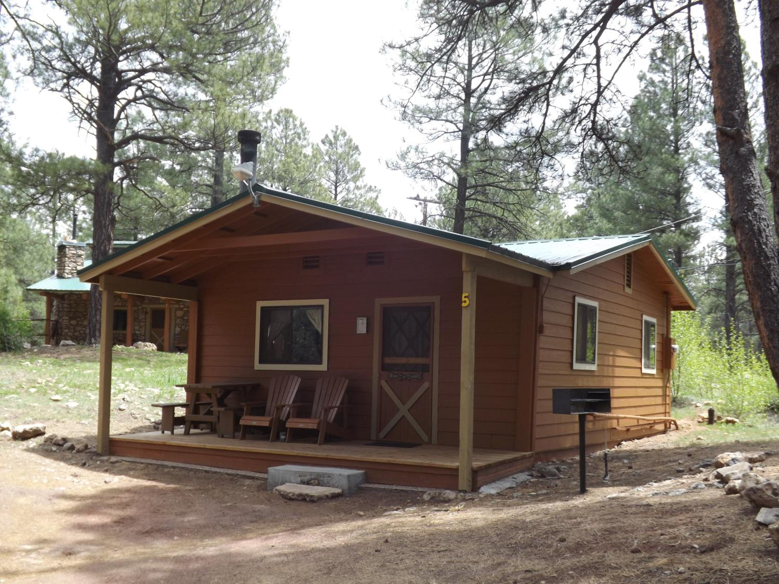 Arizona Mountain Inn & Cabins