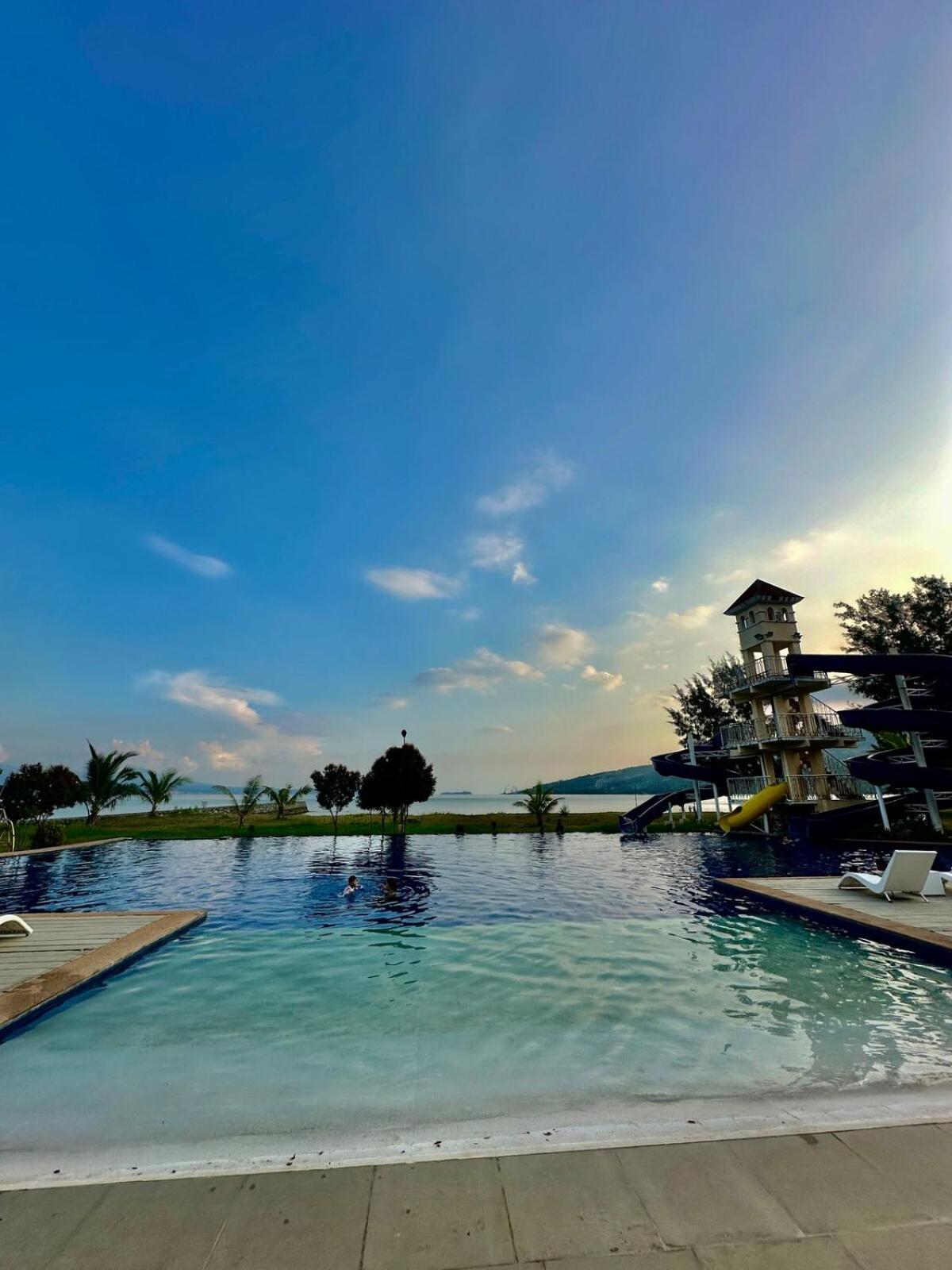 Entire House at Club Morocco Beach Club Subic