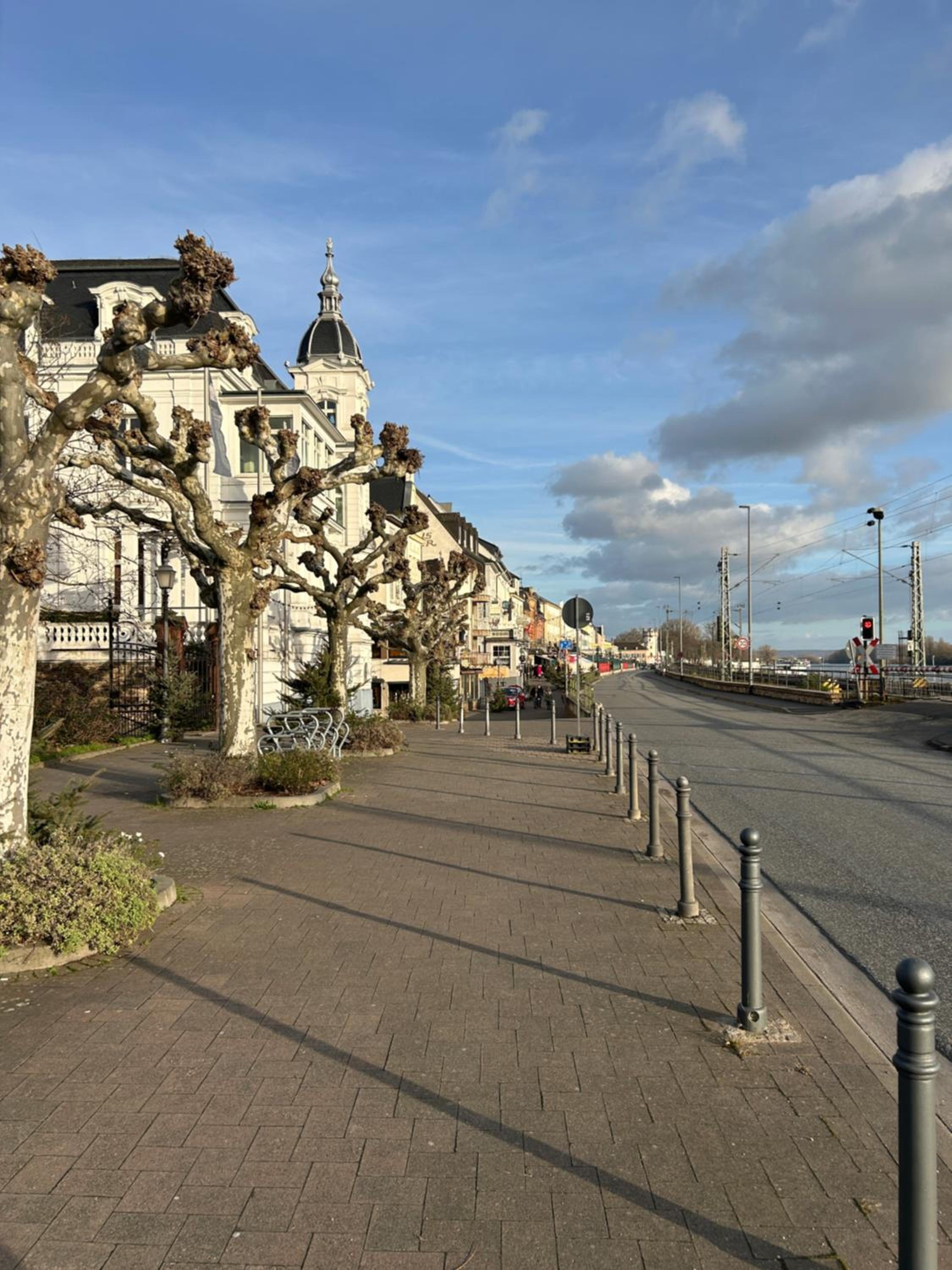 LaBed - Wohnen direkt an der Drosselgasse, stilvolle Ferienwohnung mit Rheinblick