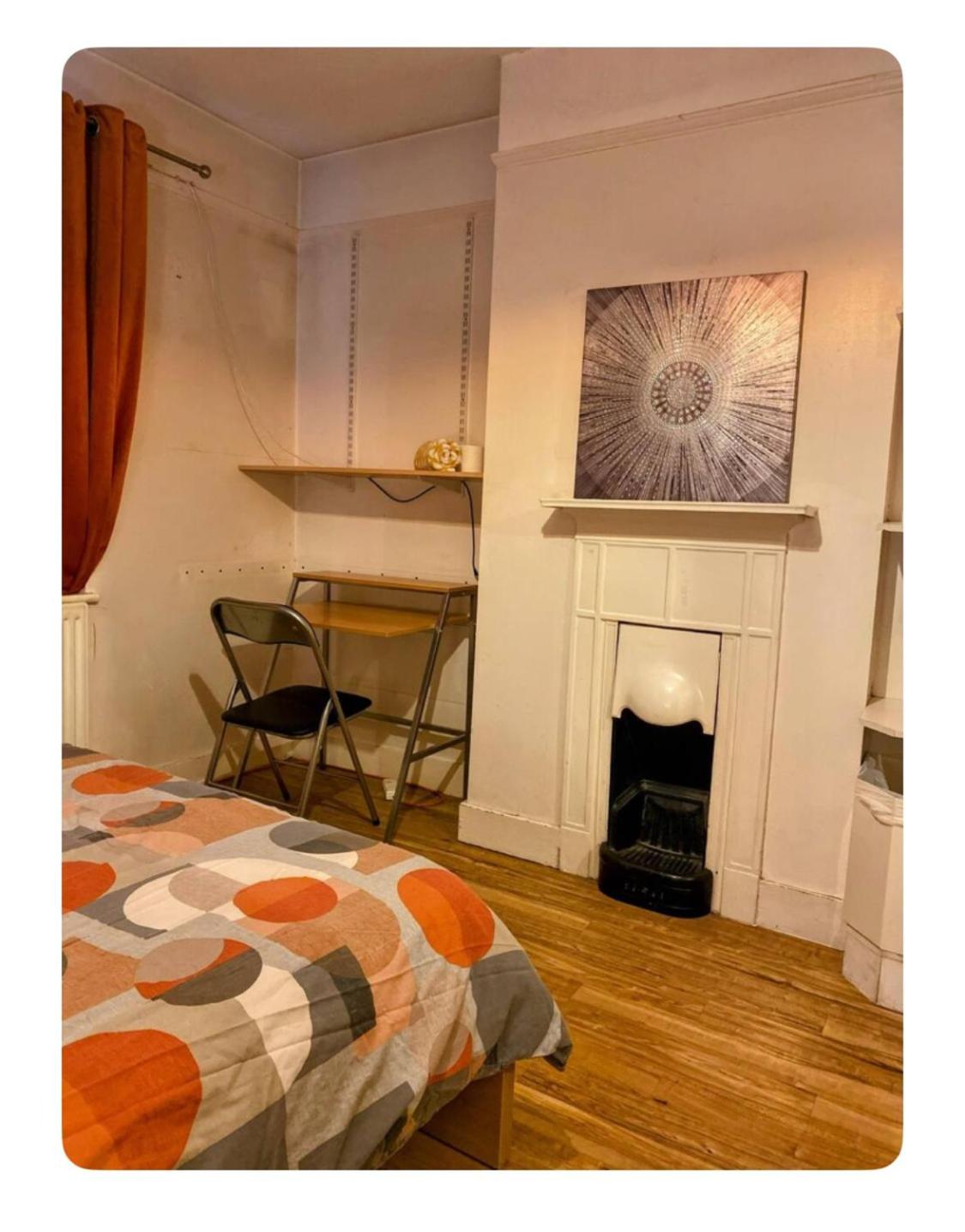 Single Bedroom in house, ideal for solo travellers work stays or visiting family locally