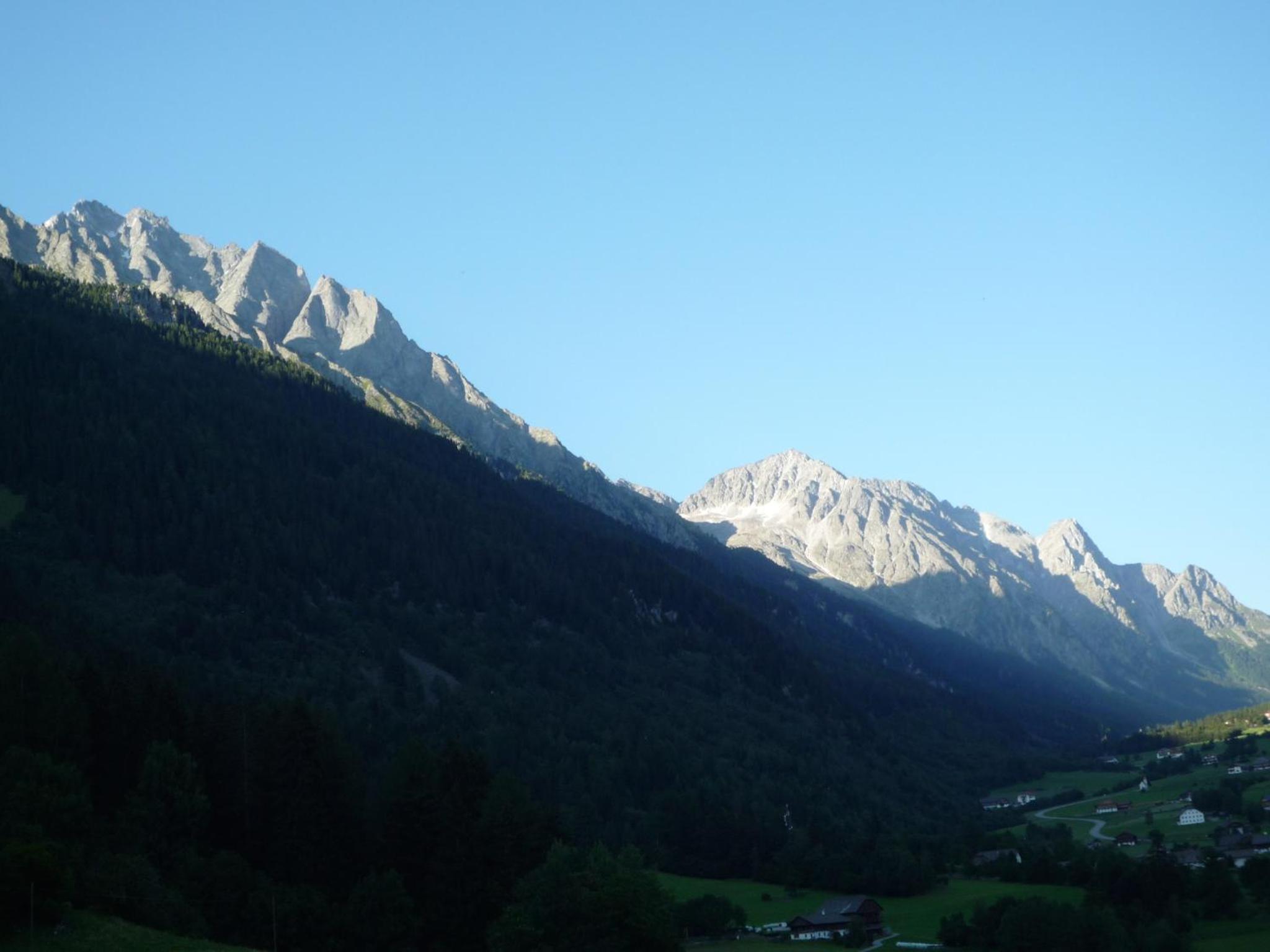 Photo 52