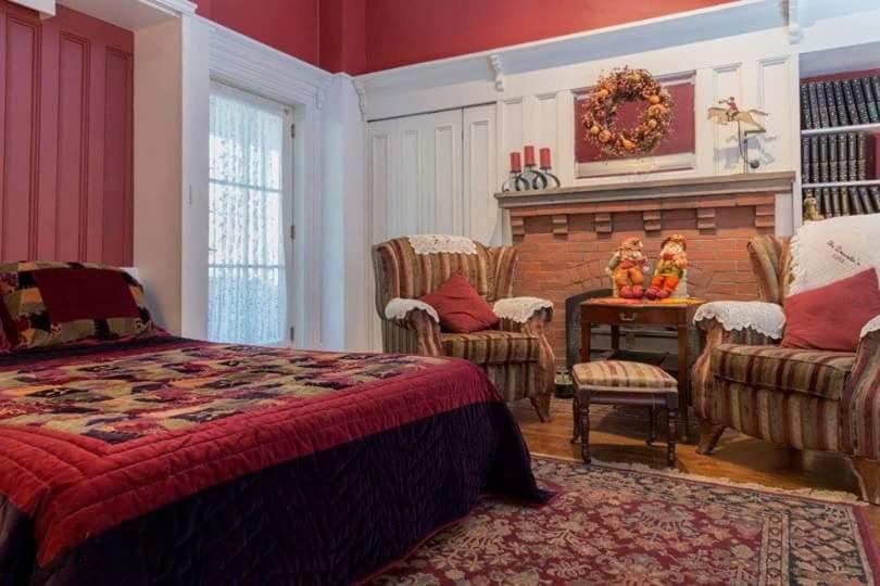 Charlottetown Vacations - Fitzroy Hall - Property Image 2
