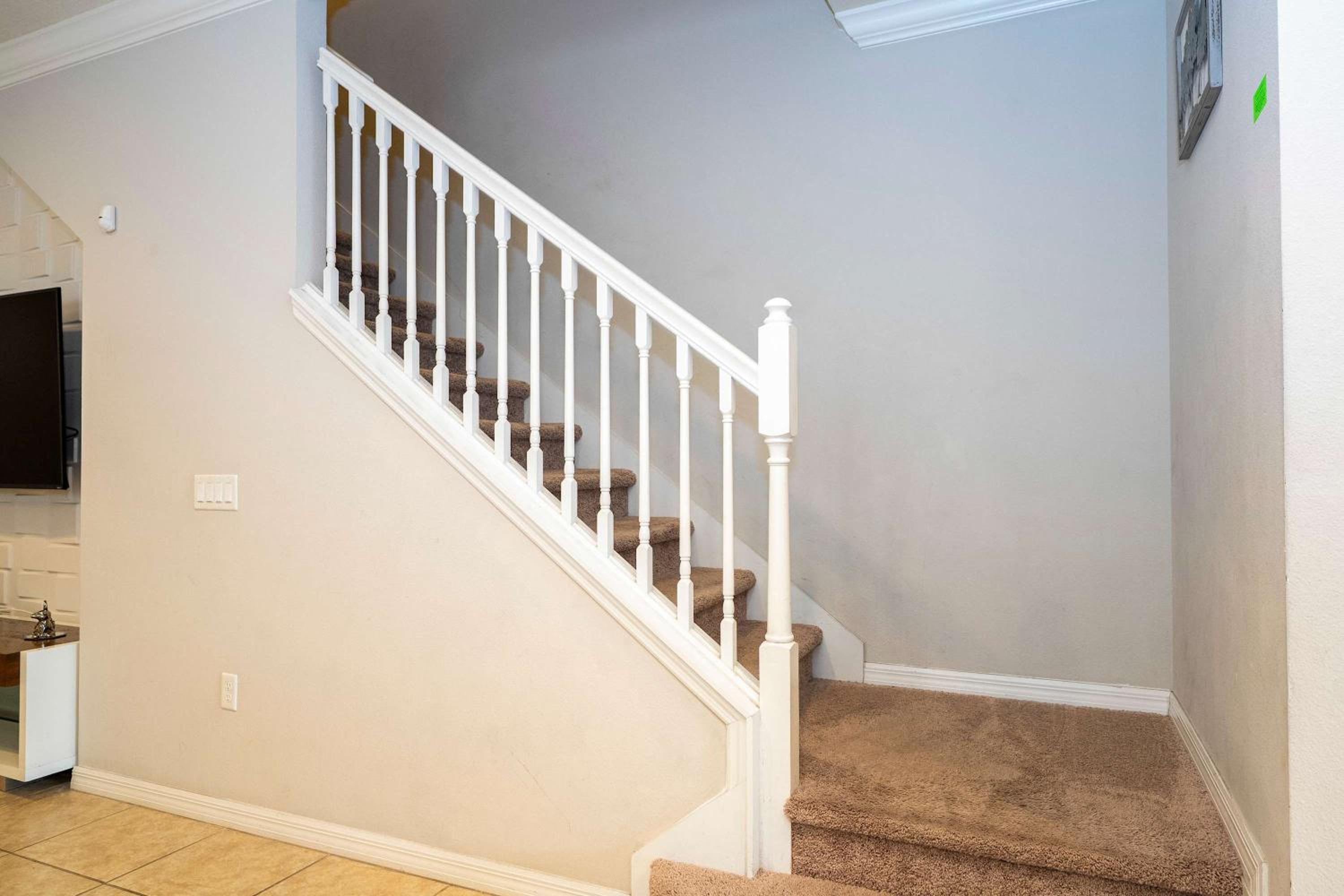 Gorgeous 5Bd w Private Pool Windsor Westside 8893