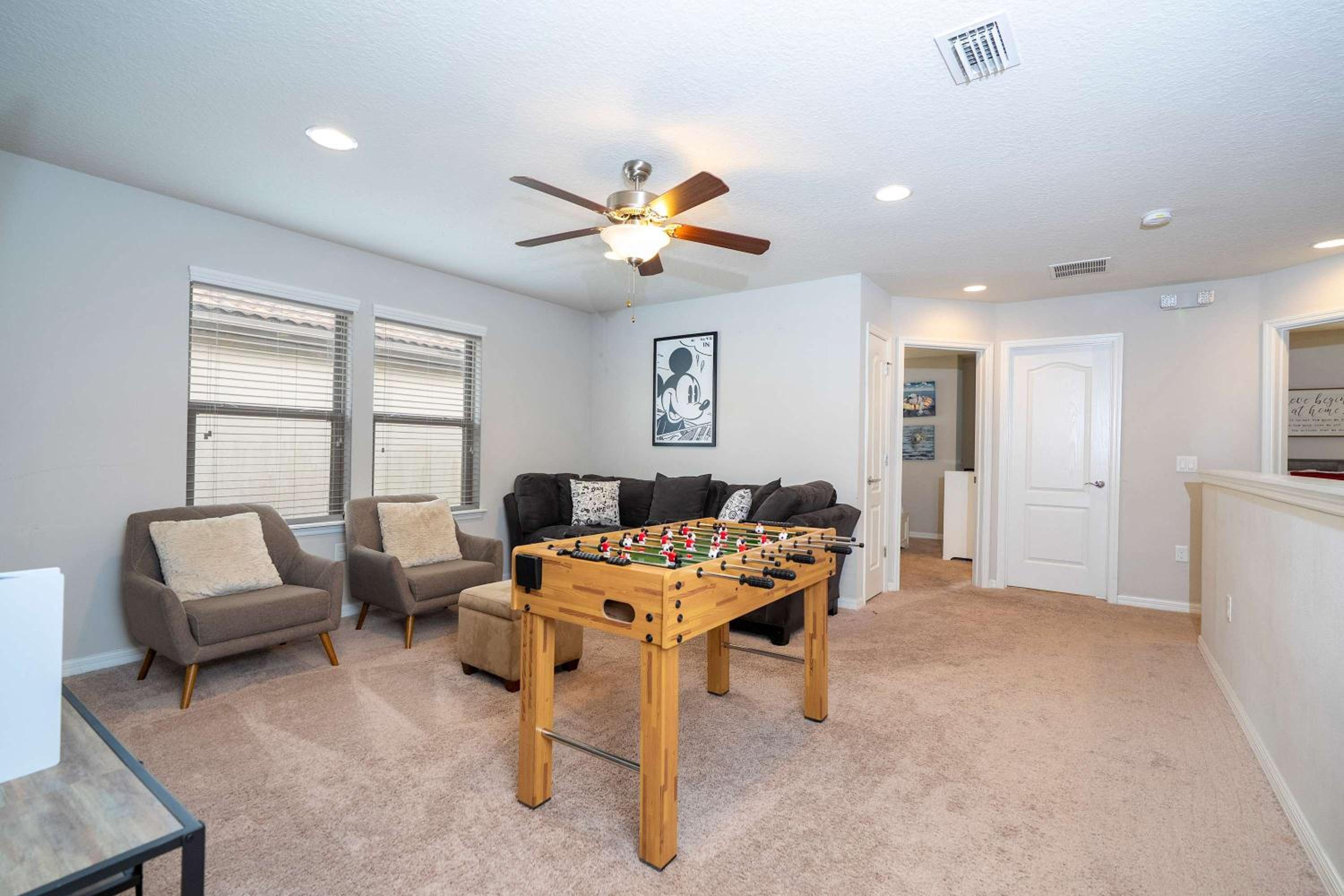 Gorgeous 5Bd w Private Pool Windsor Westside 8893