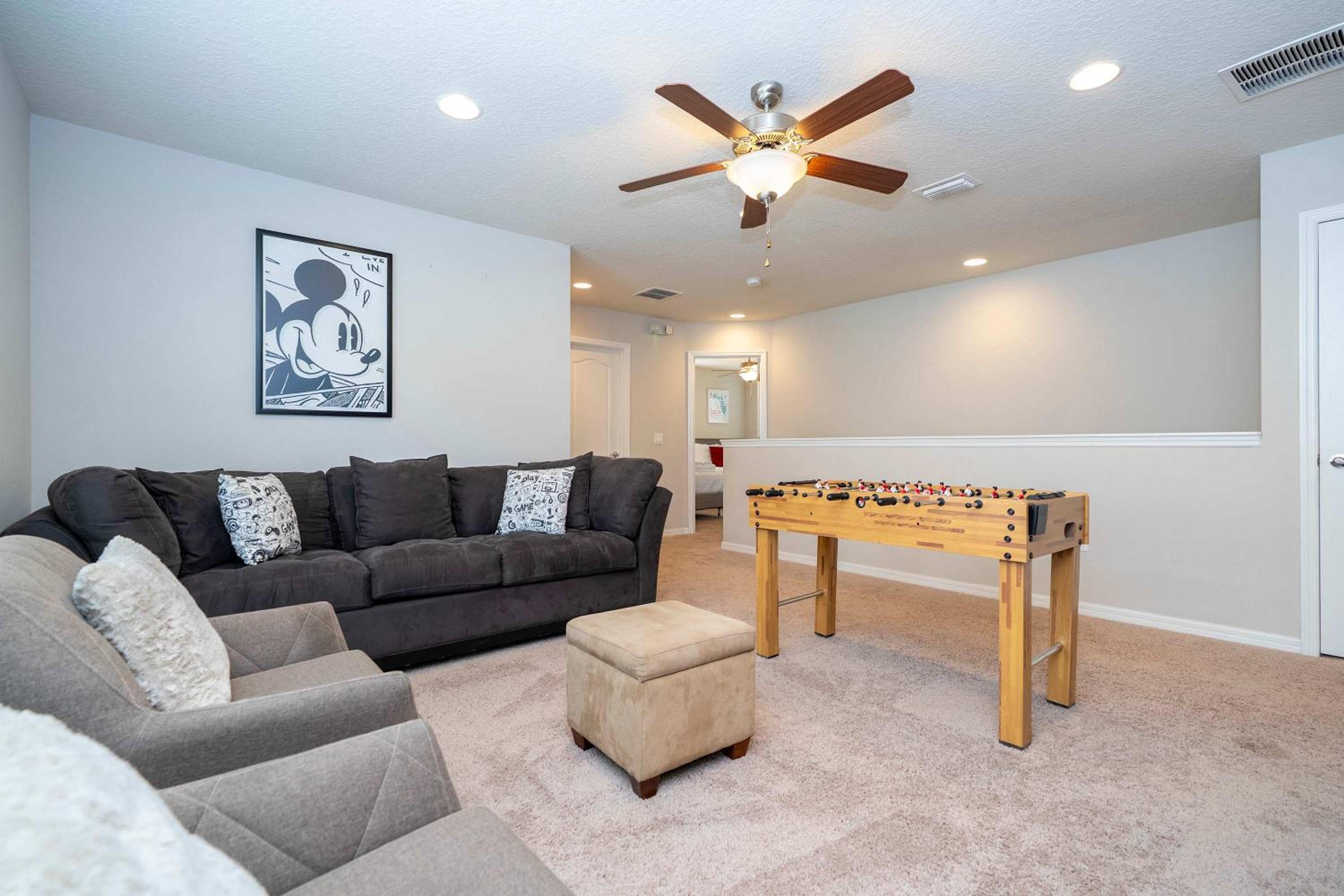 Gorgeous 5Bd w Private Pool Windsor Westside 8893